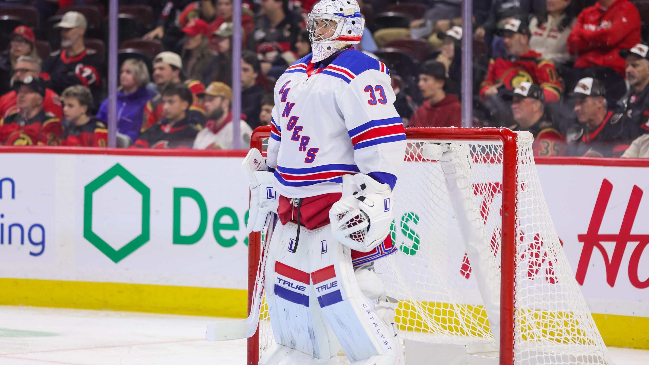 NHL: OCT 24 Rangers at Senators