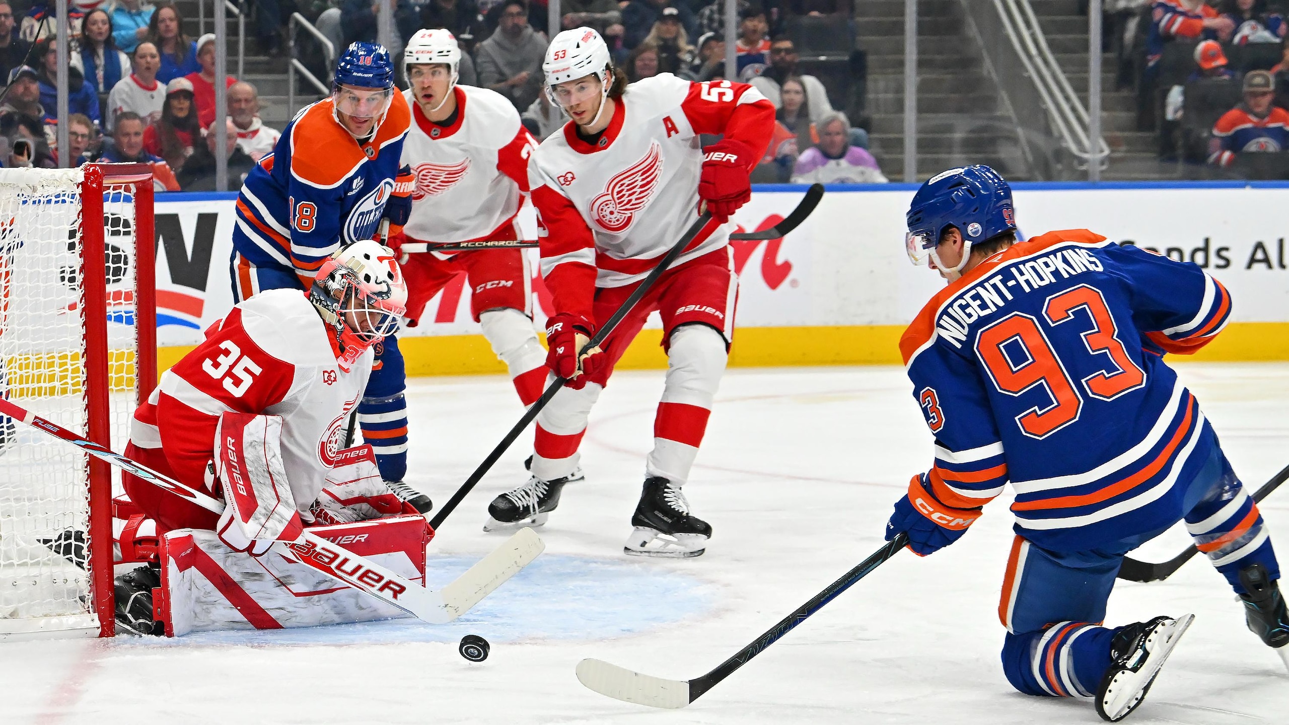 Detroit Red Wings v Edmonton Oilers