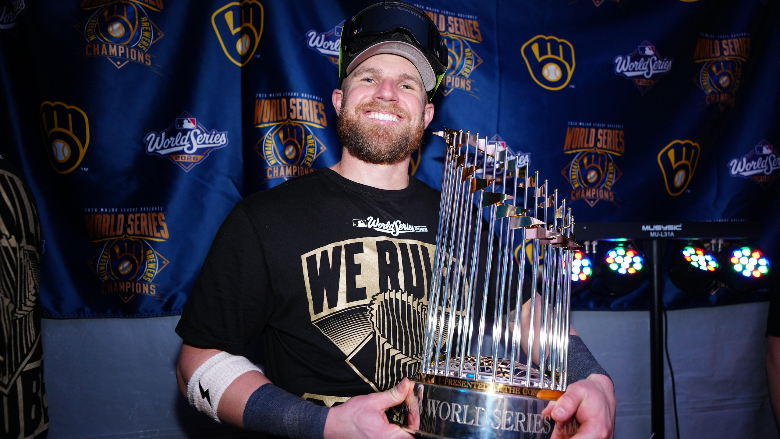 World Series - Milwaukee Brewers v Tampa Bay Rays - Game 5 World Series - Milwaukee Brewers v Tampa Bay Rays - Game 5