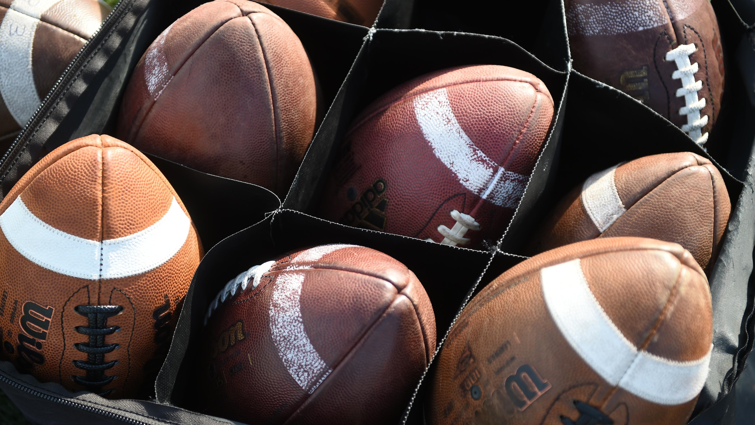 45th annual DCIAA Turkey Bowl: Ballou vs. H.D. Woodson 45th annual DCIAA Turkey Bowl: Ballou vs. H.D. Woodson