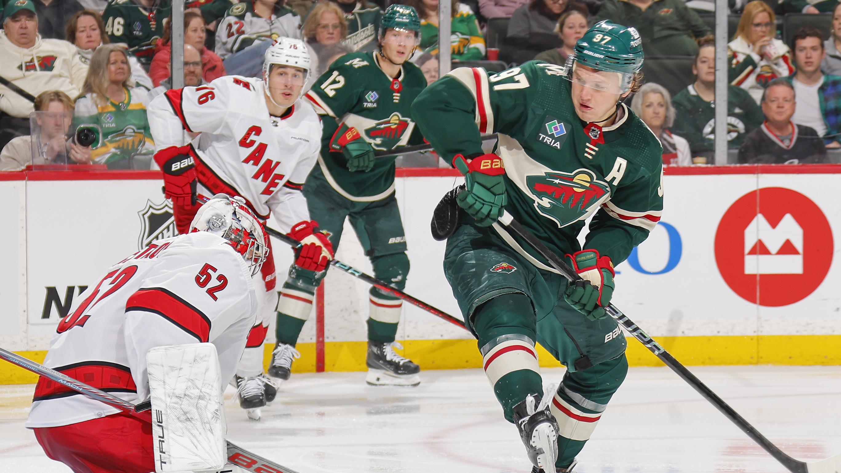 Carolina Hurricanes v Minnesota Wild