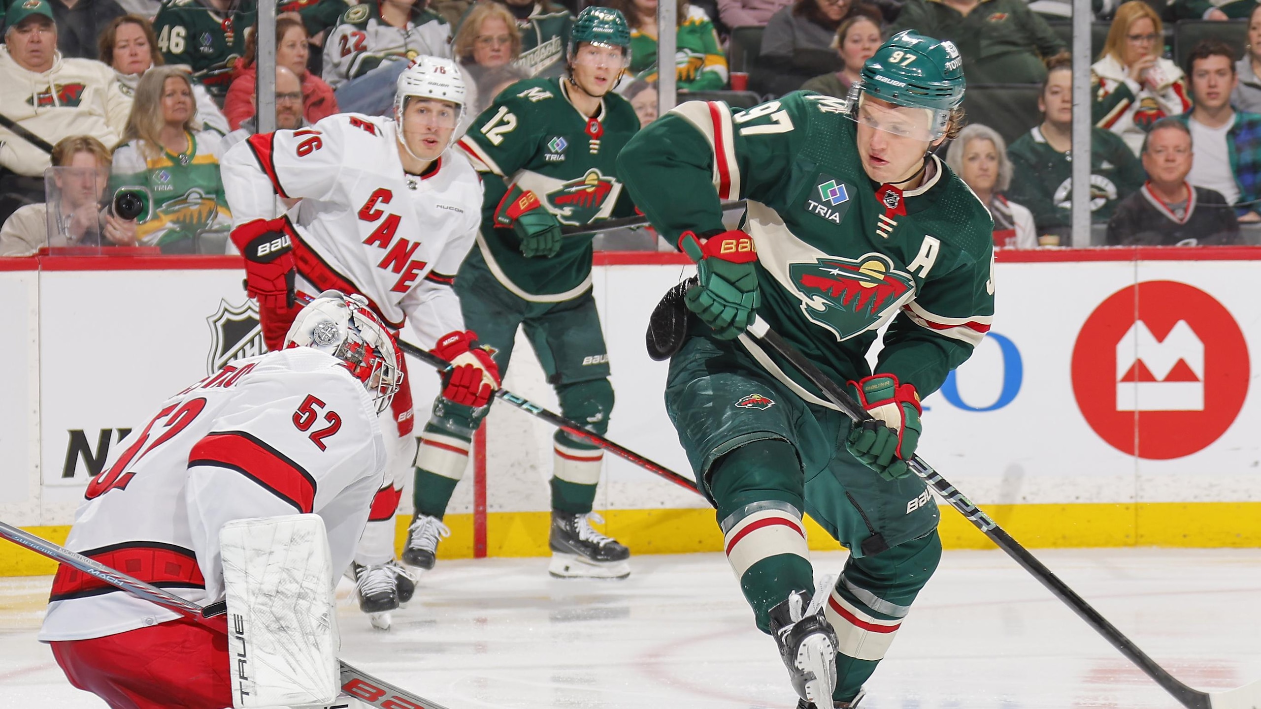 Carolina Hurricanes v Minnesota Wild
