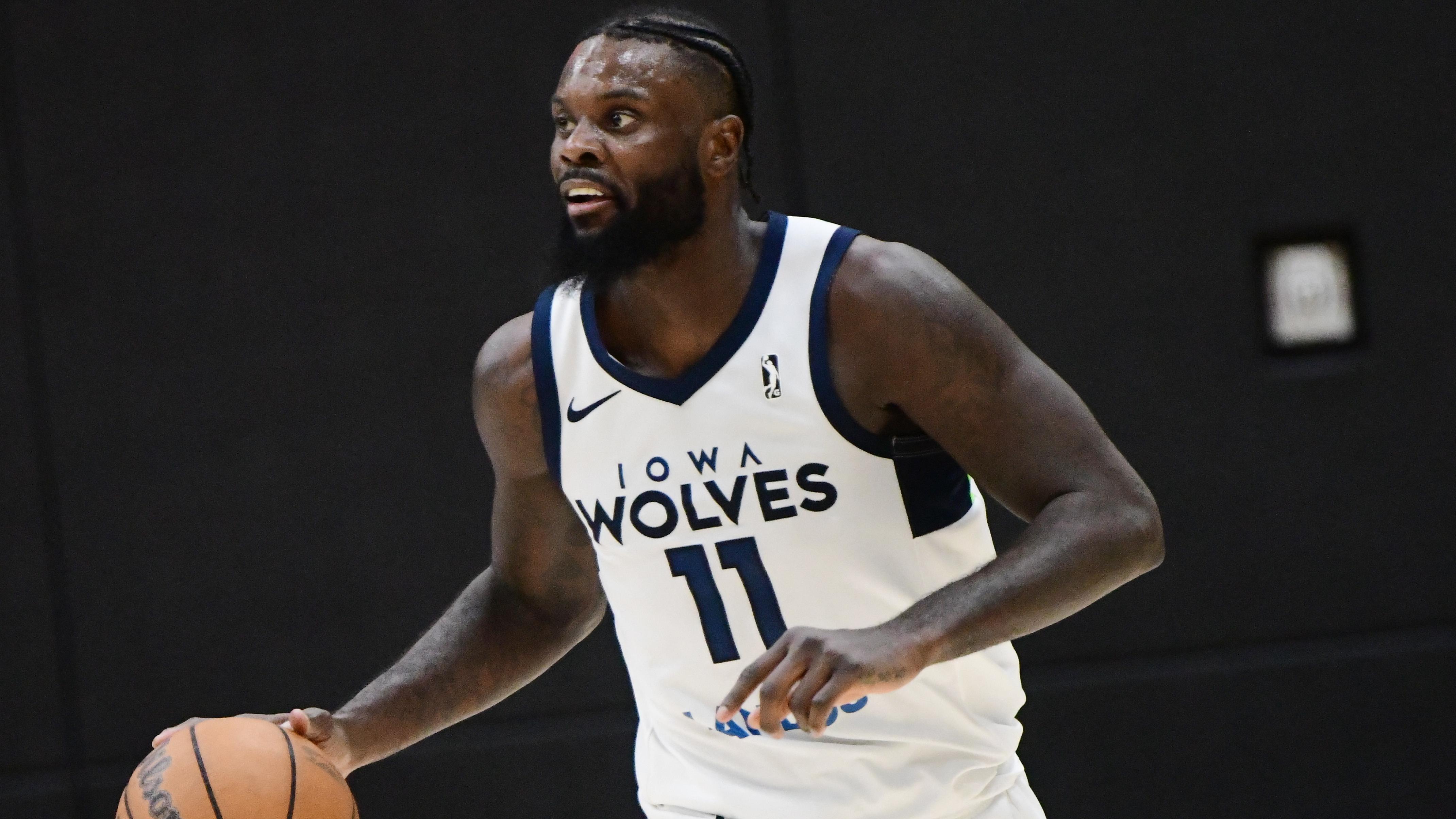 Iowa Wolves vs South Bay Lakers