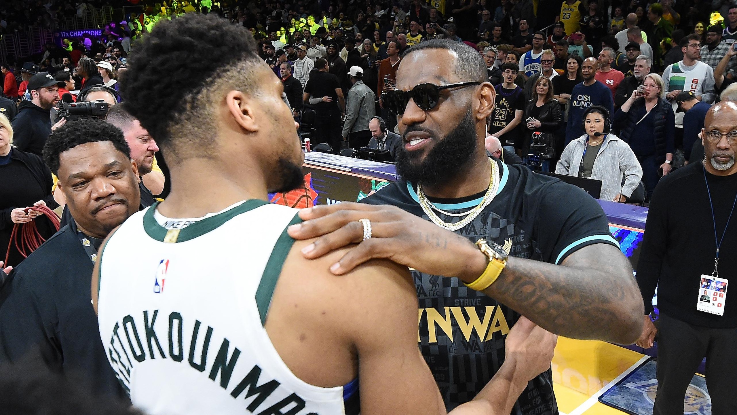 Milwaukee Bucks v Los Angeles Lakers