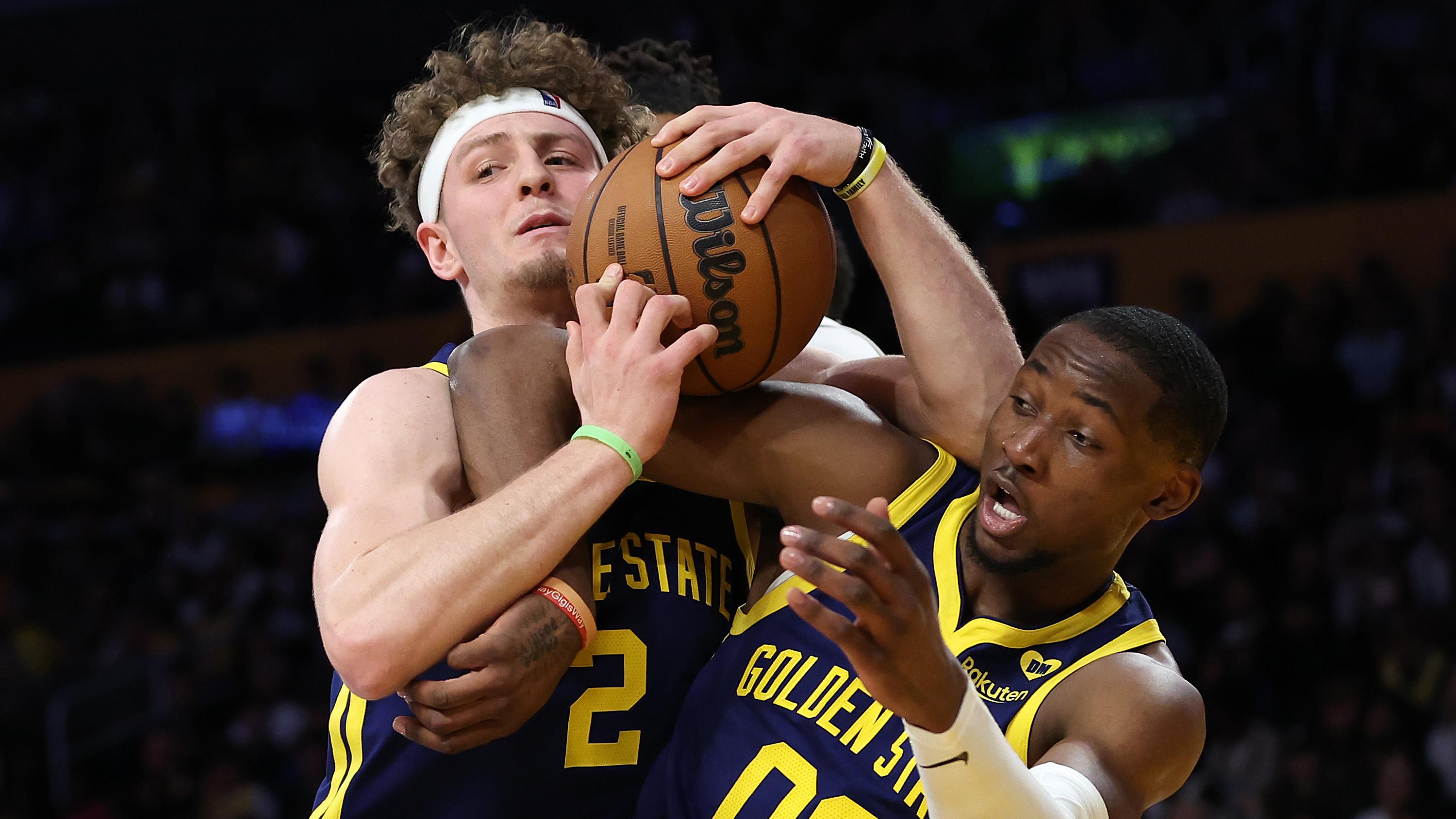 Golden State Warriors v Los Angeles Lakers