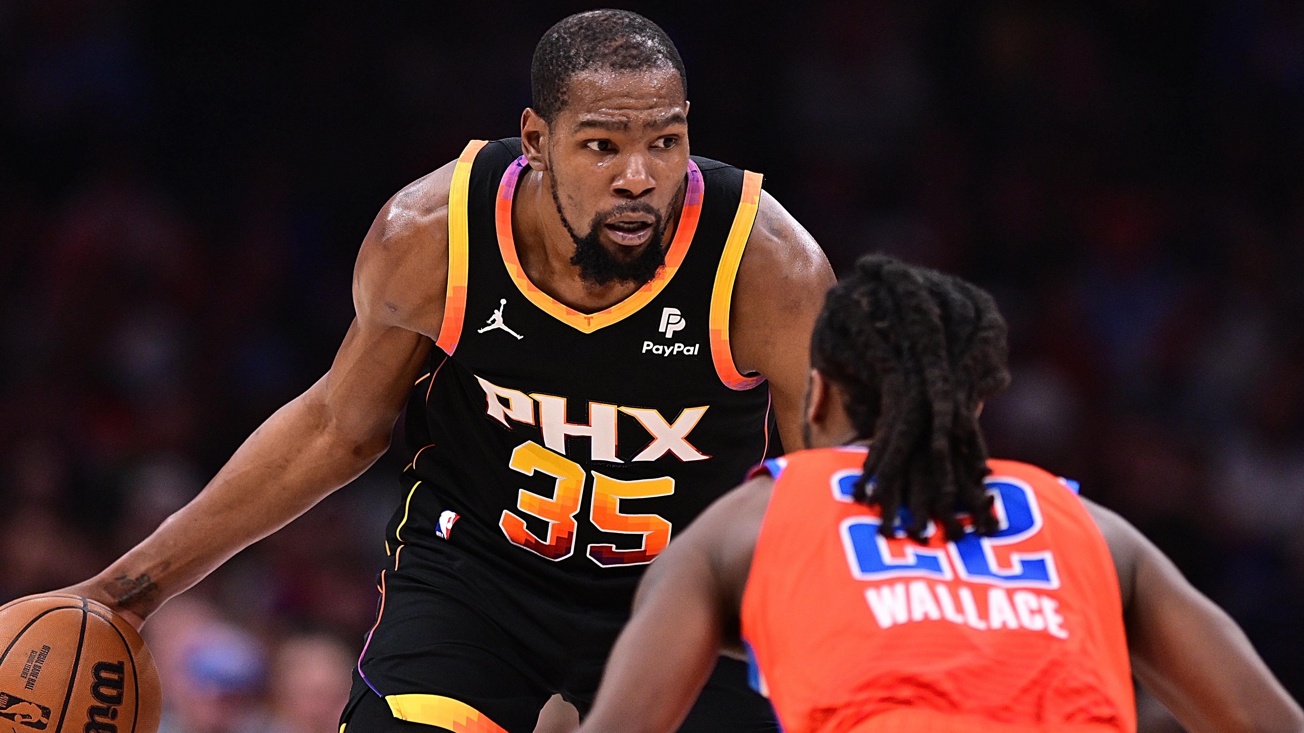 Phoenix Suns v Oklahoma City Thunder