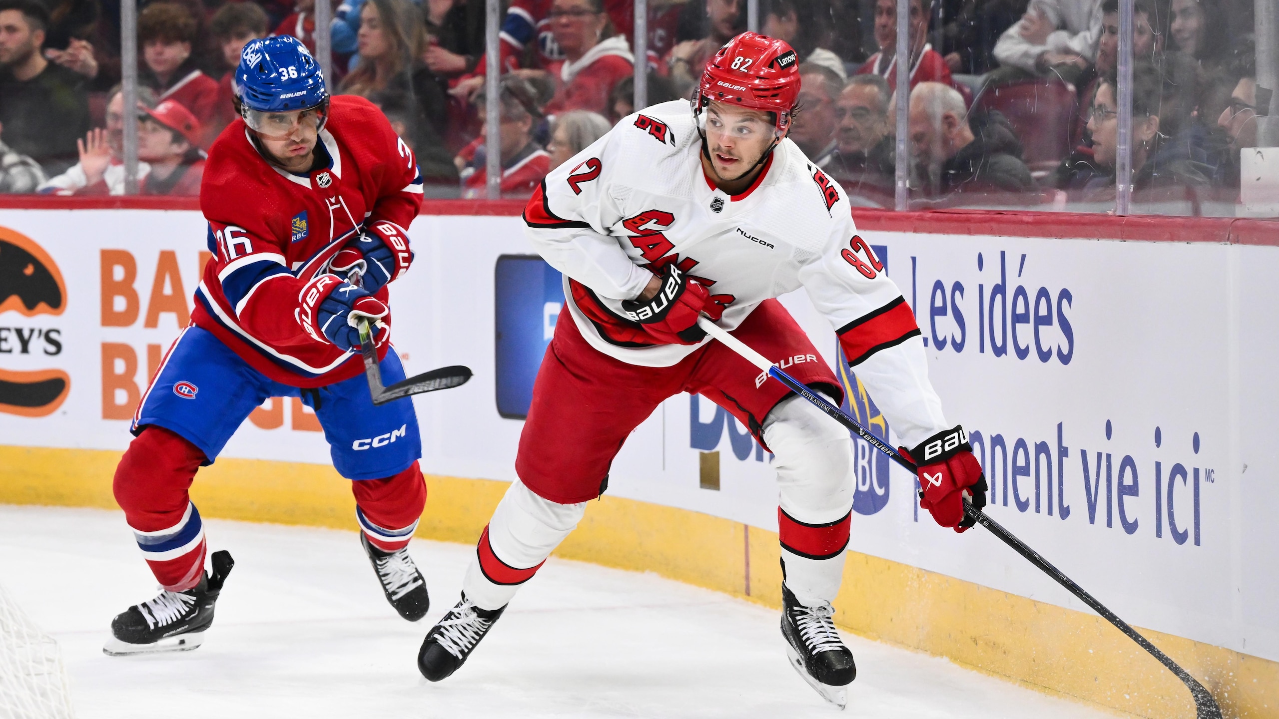 Carolina Hurricanes v Montreal Canadiens
