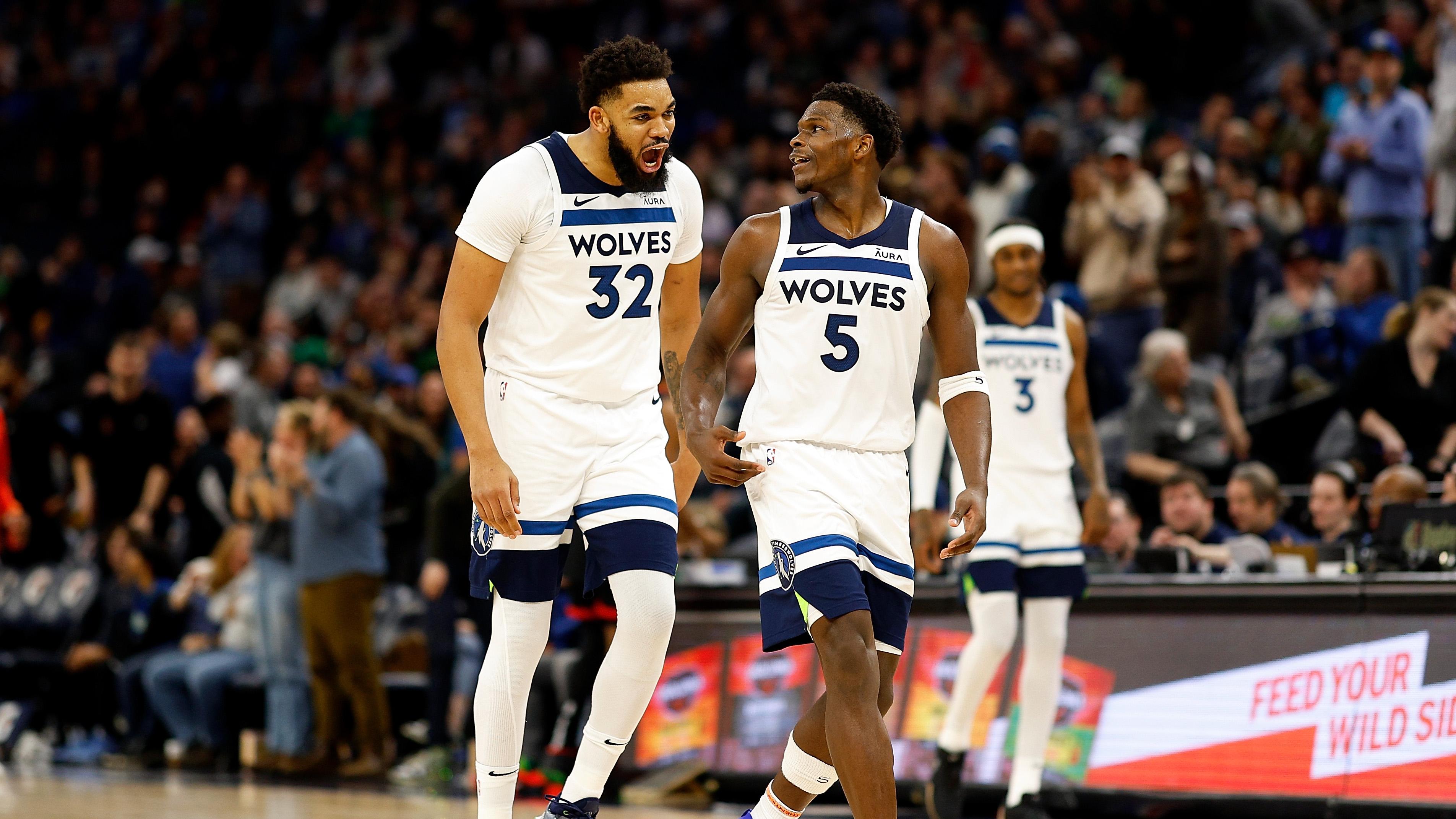 Houston Rockets v Minnesota Timberwolves