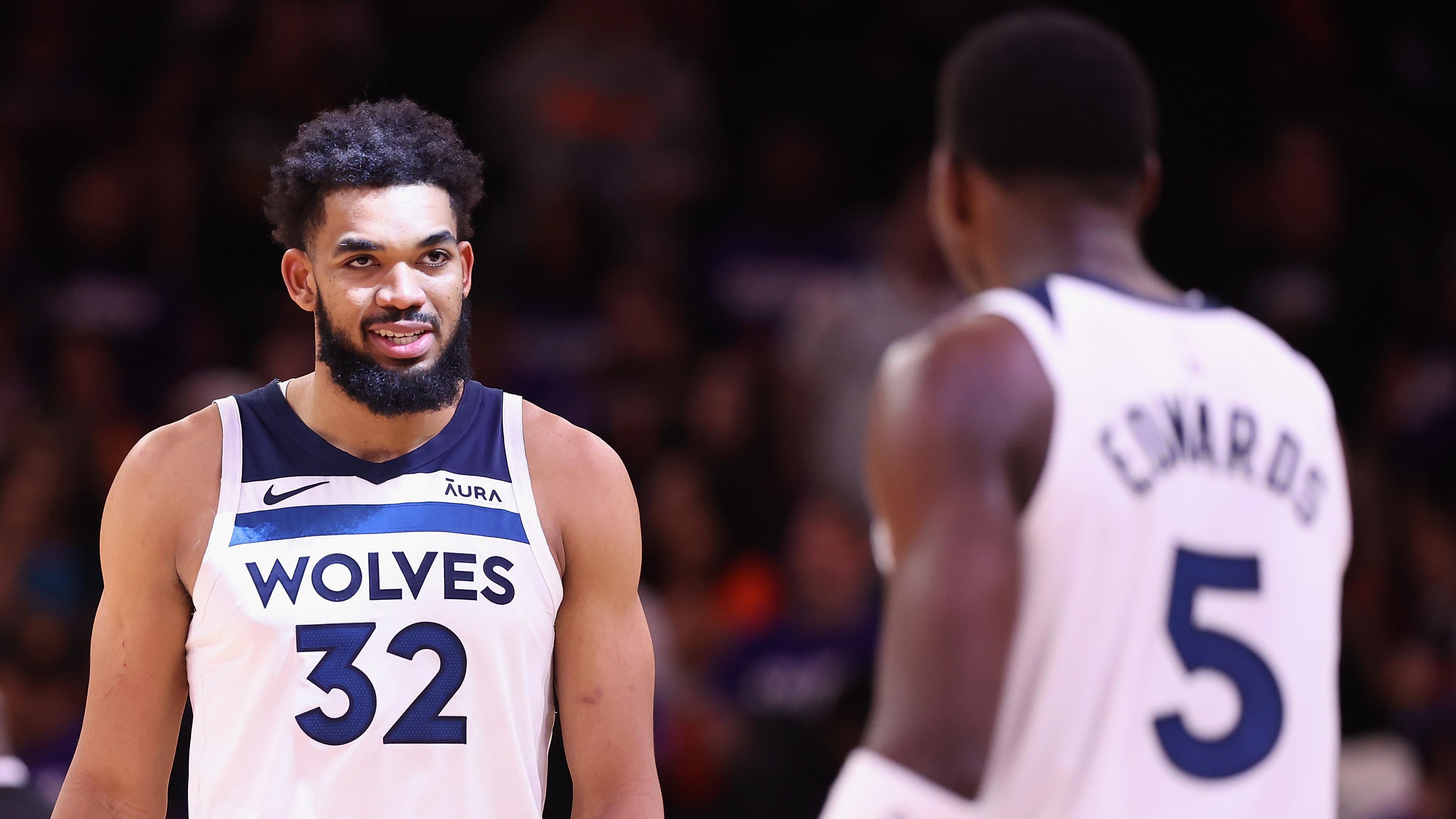 Minnesota Timberwolves v Phoenix Suns - Game Four