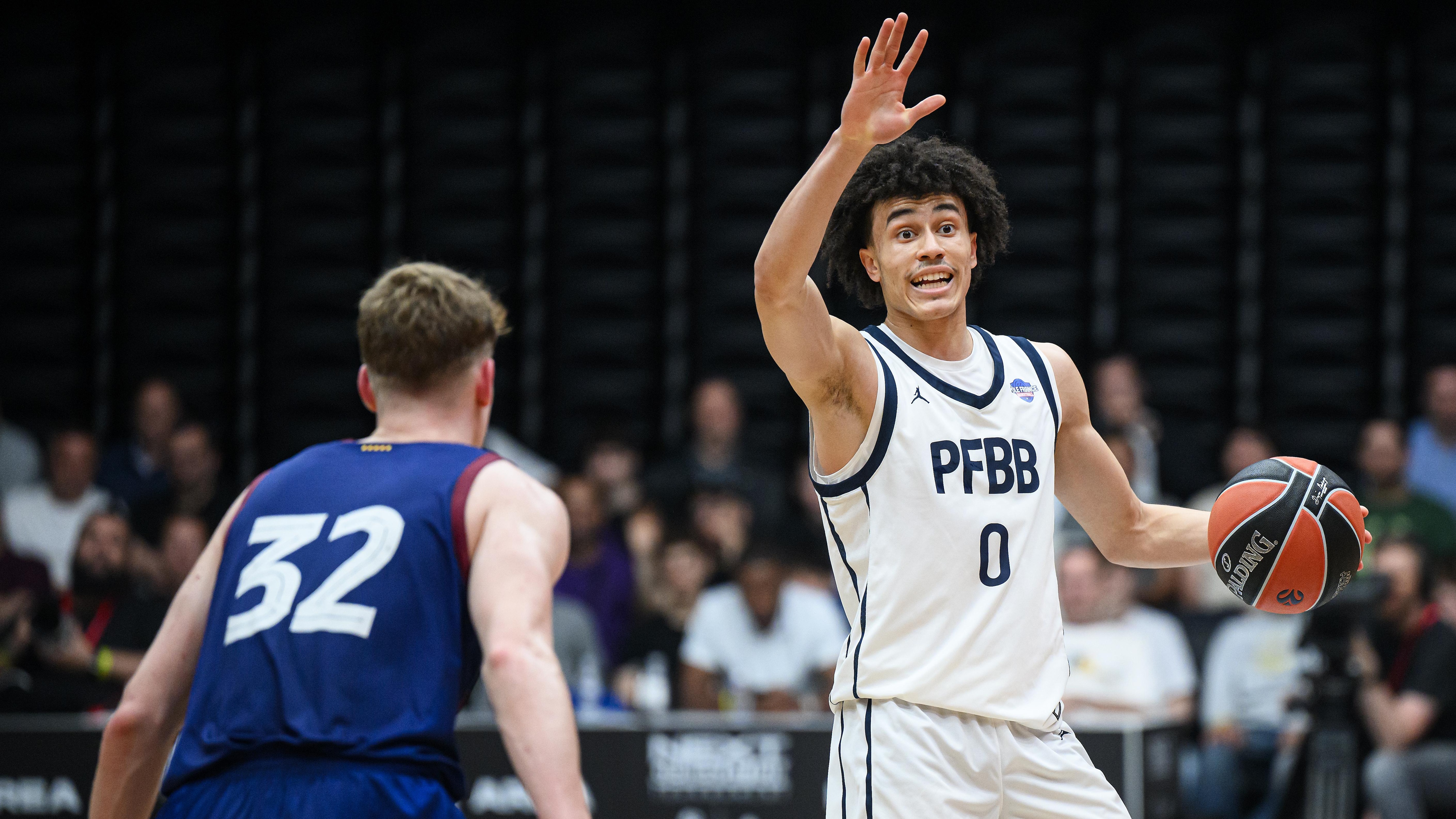 U18 PFBB INSEP Paris v U18 FC Barcelona - EB Adidas Next Generation Tournament