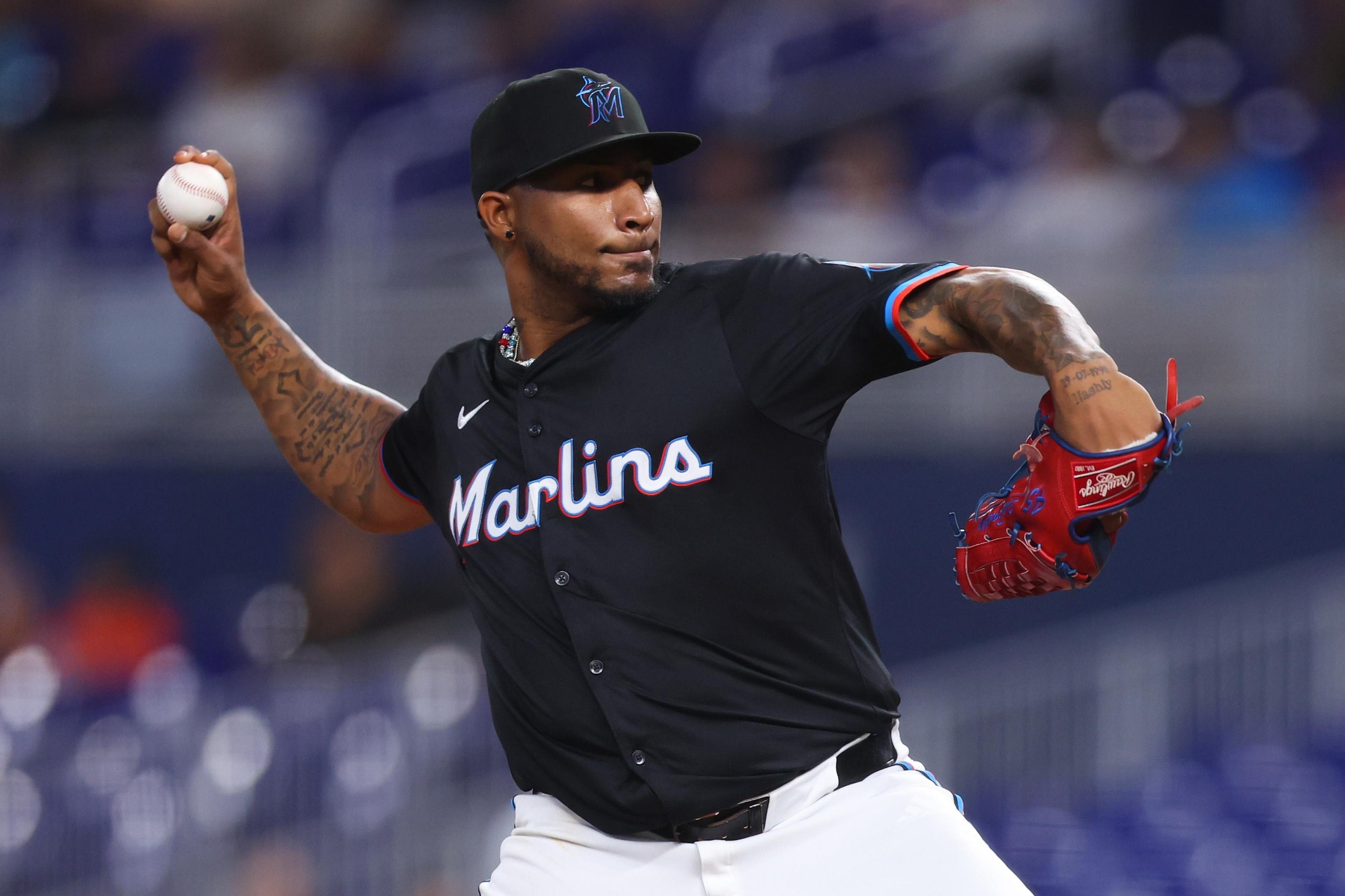 Texas Rangers v Miami Marlins