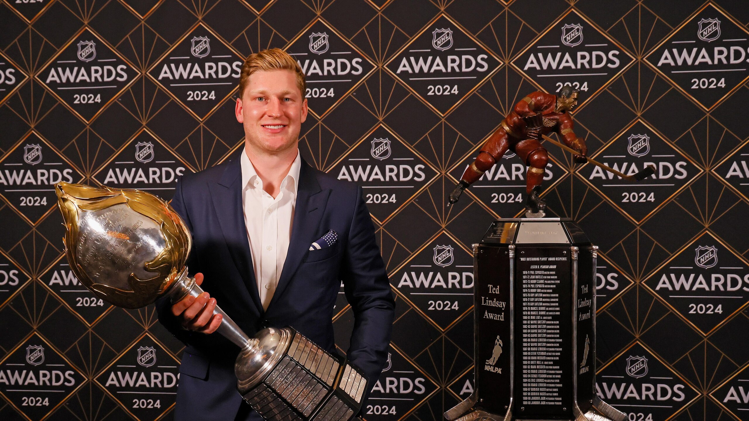 2024 NHL Awards Red Carpet 2024 NHL Awards Red Carpet