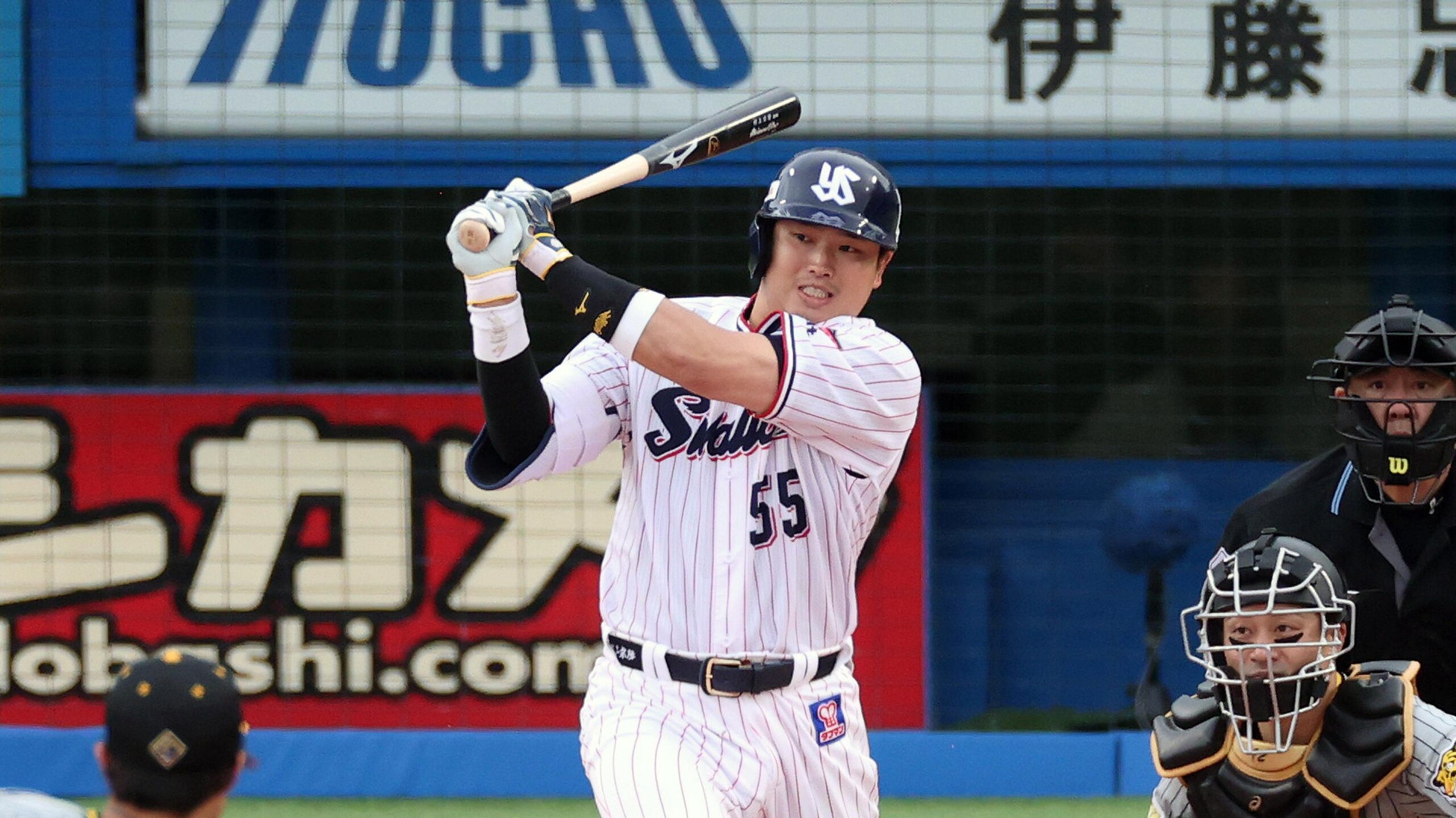 Yakult Swallows v Hanshin Tigers