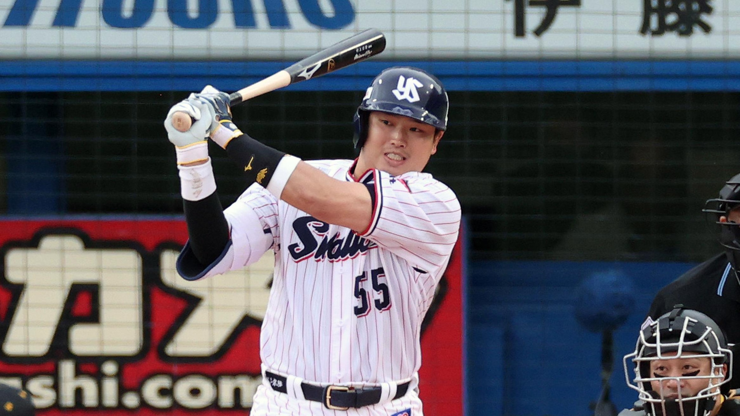 Yakult Swallows v Hanshin Tigers