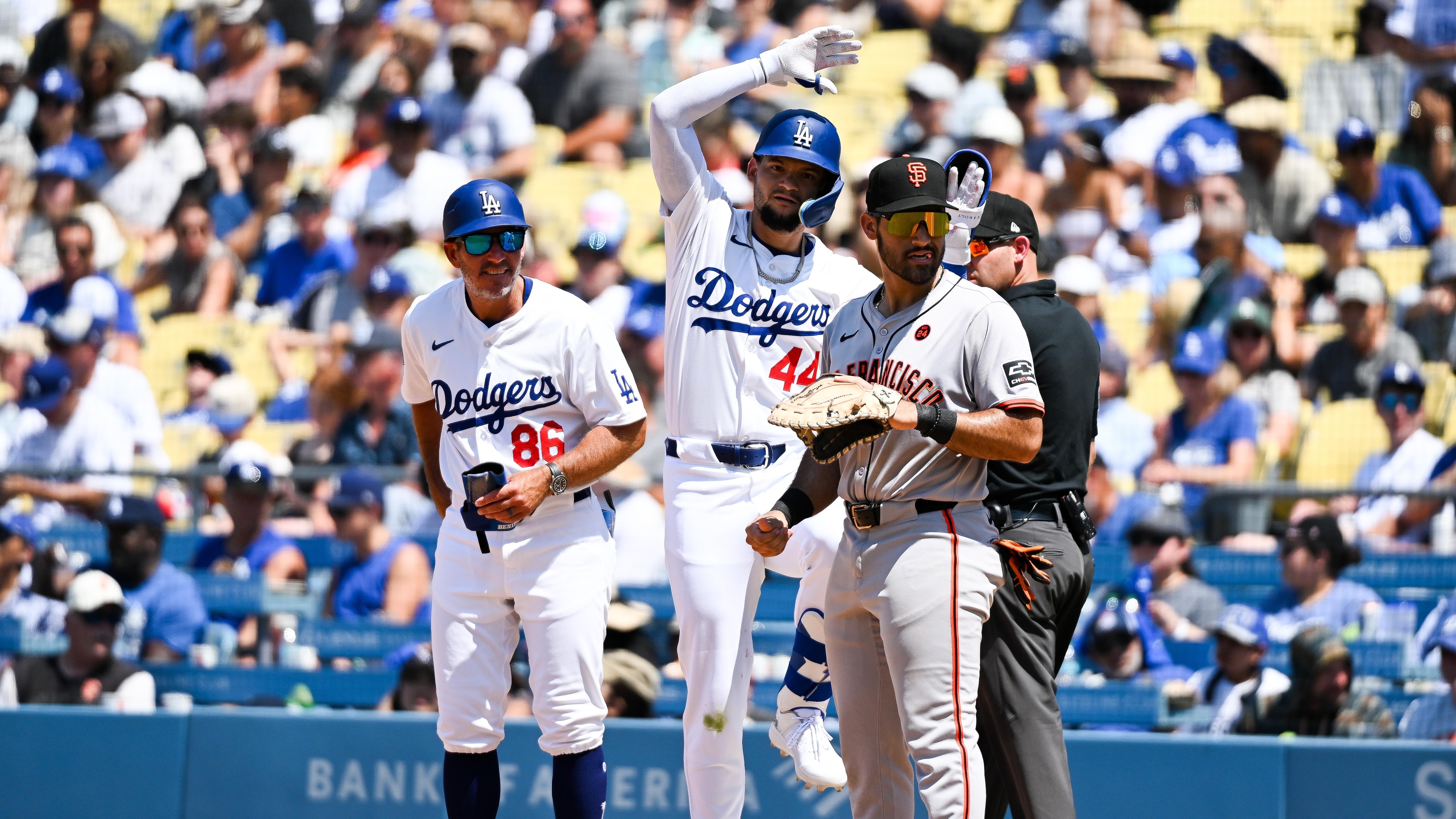 San Francisco Giants v Los Angeles Dodgers