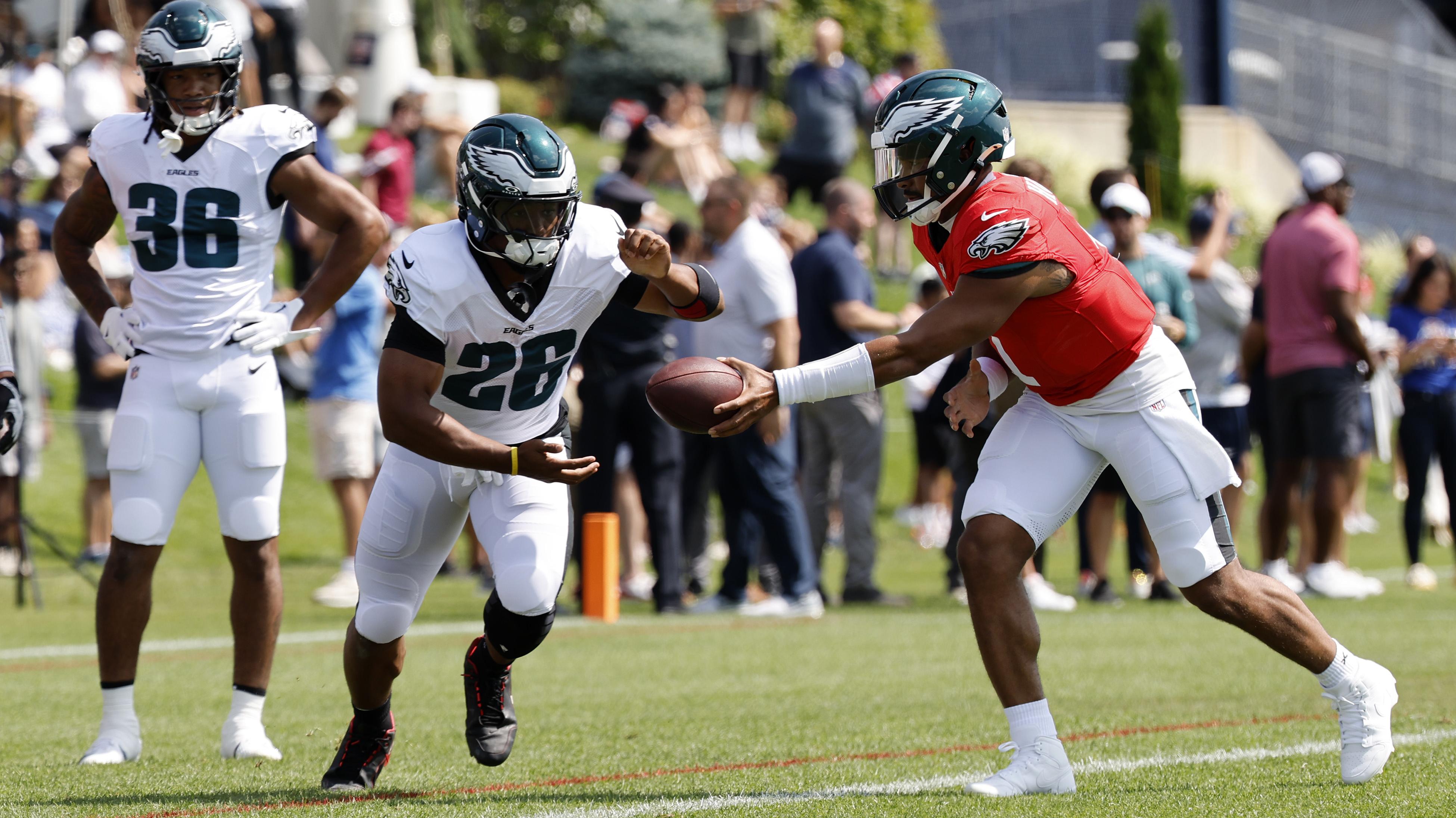 NFL: AUG 13 Patriots-Eagles Joint Training Camp