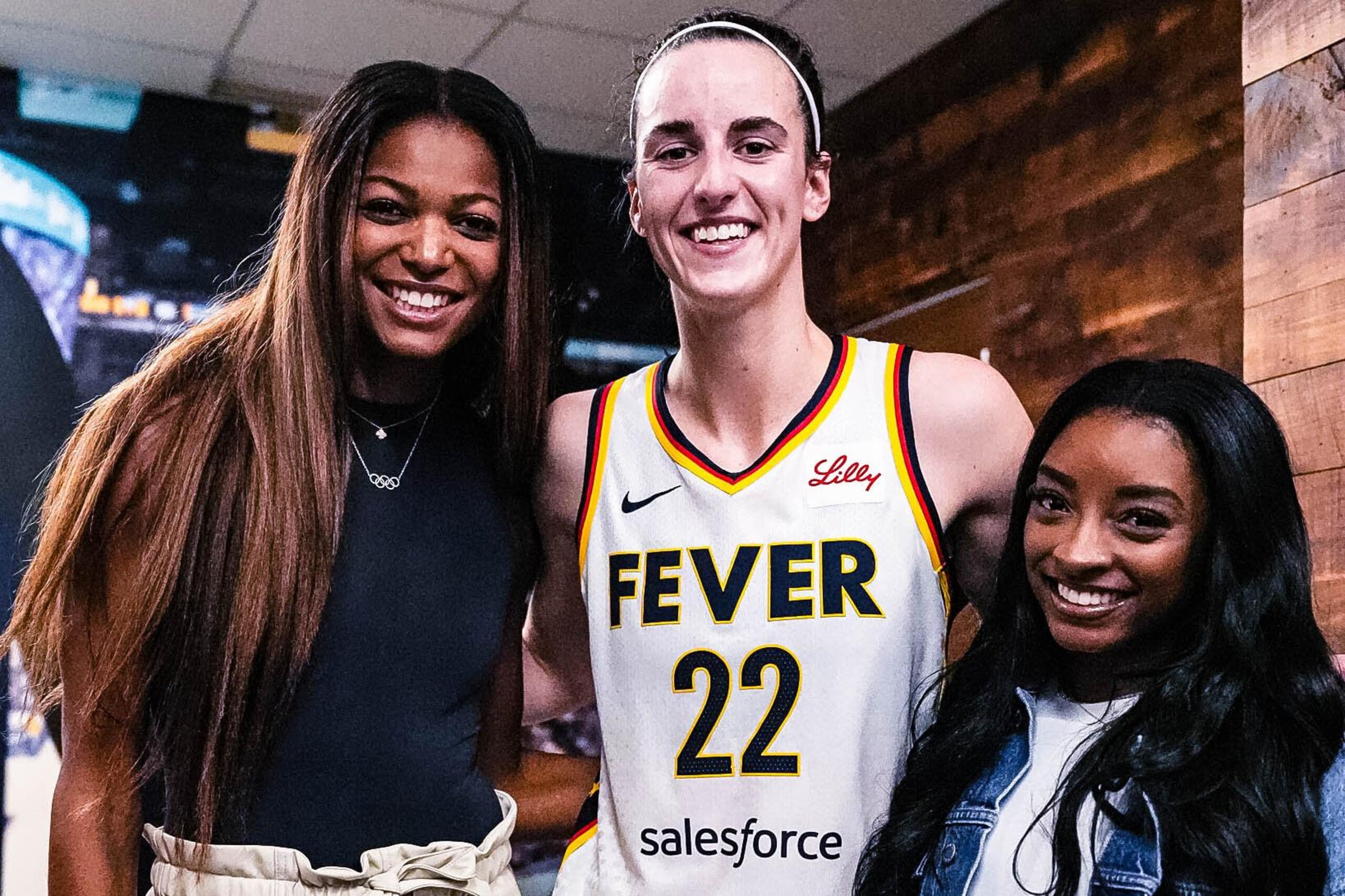 Connecticut Sun v Indiana Fever Connecticut Sun v Indiana Fever