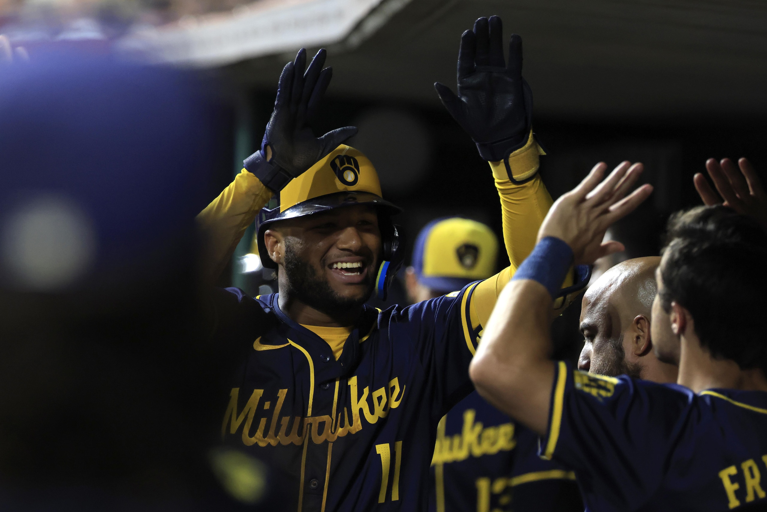 Milwaukee Brewers v Cincinnati Reds