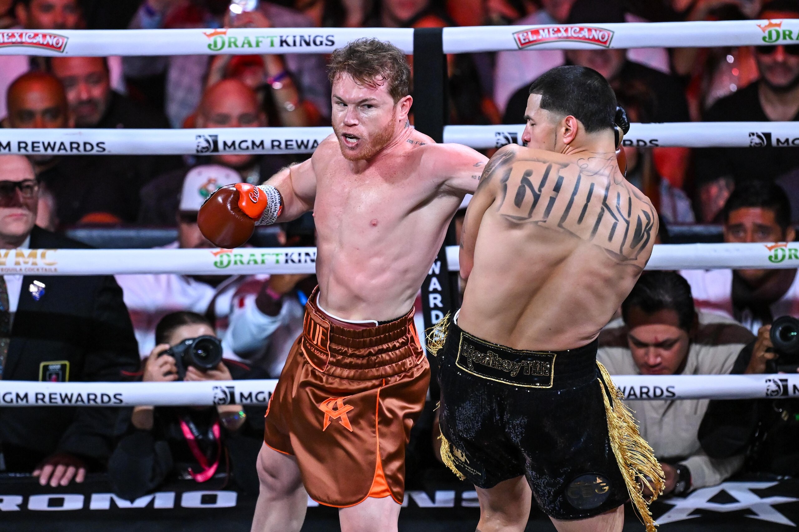 Canelo Alvarez vs Edgar Berlanga - Premiere Boxing Championship