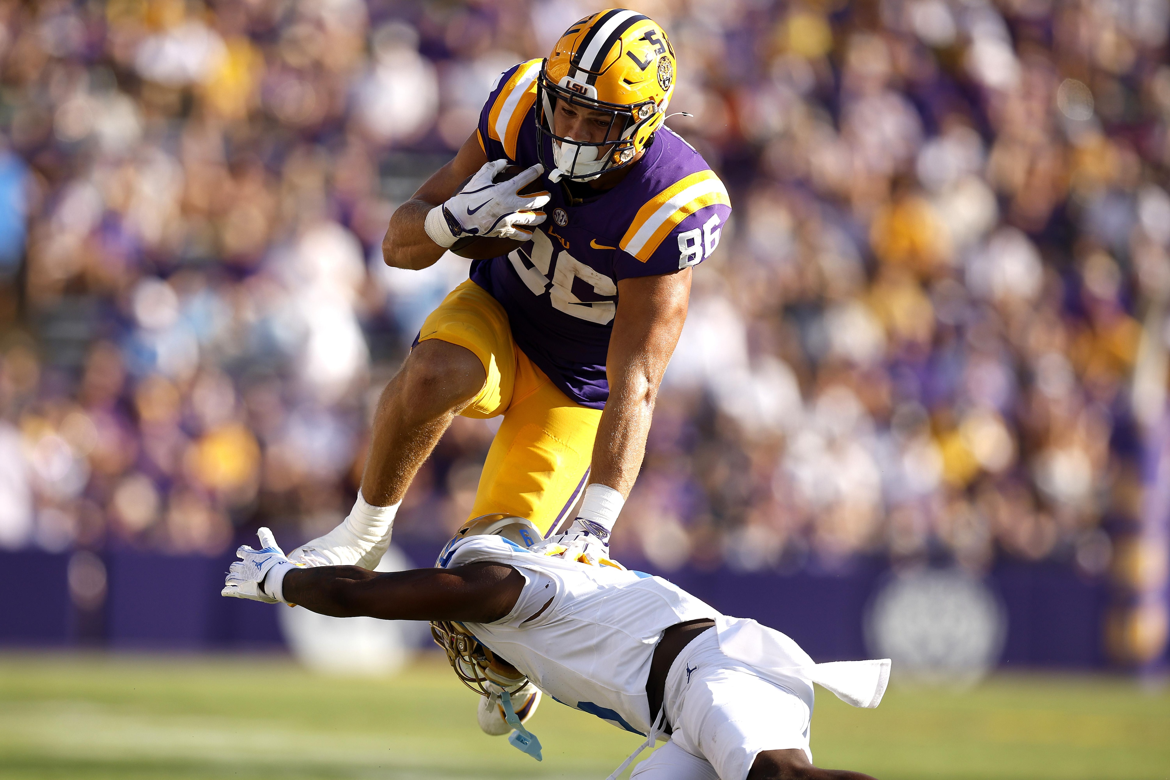 UCLA v LSU