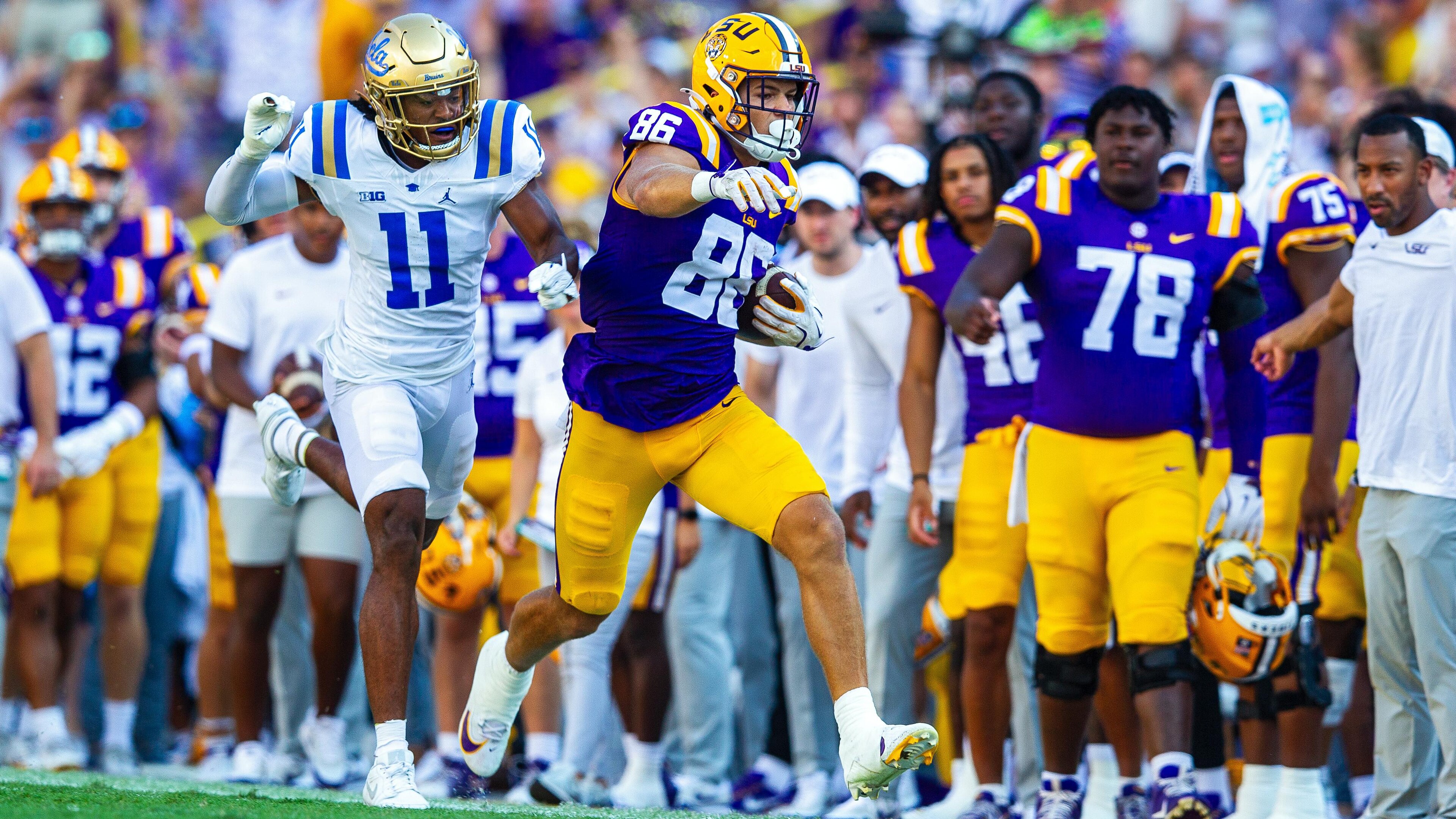 COLLEGE FOOTBALL: SEP 21 UCLA at LSU COLLEGE FOOTBALL: SEP 21 UCLA at LSU
