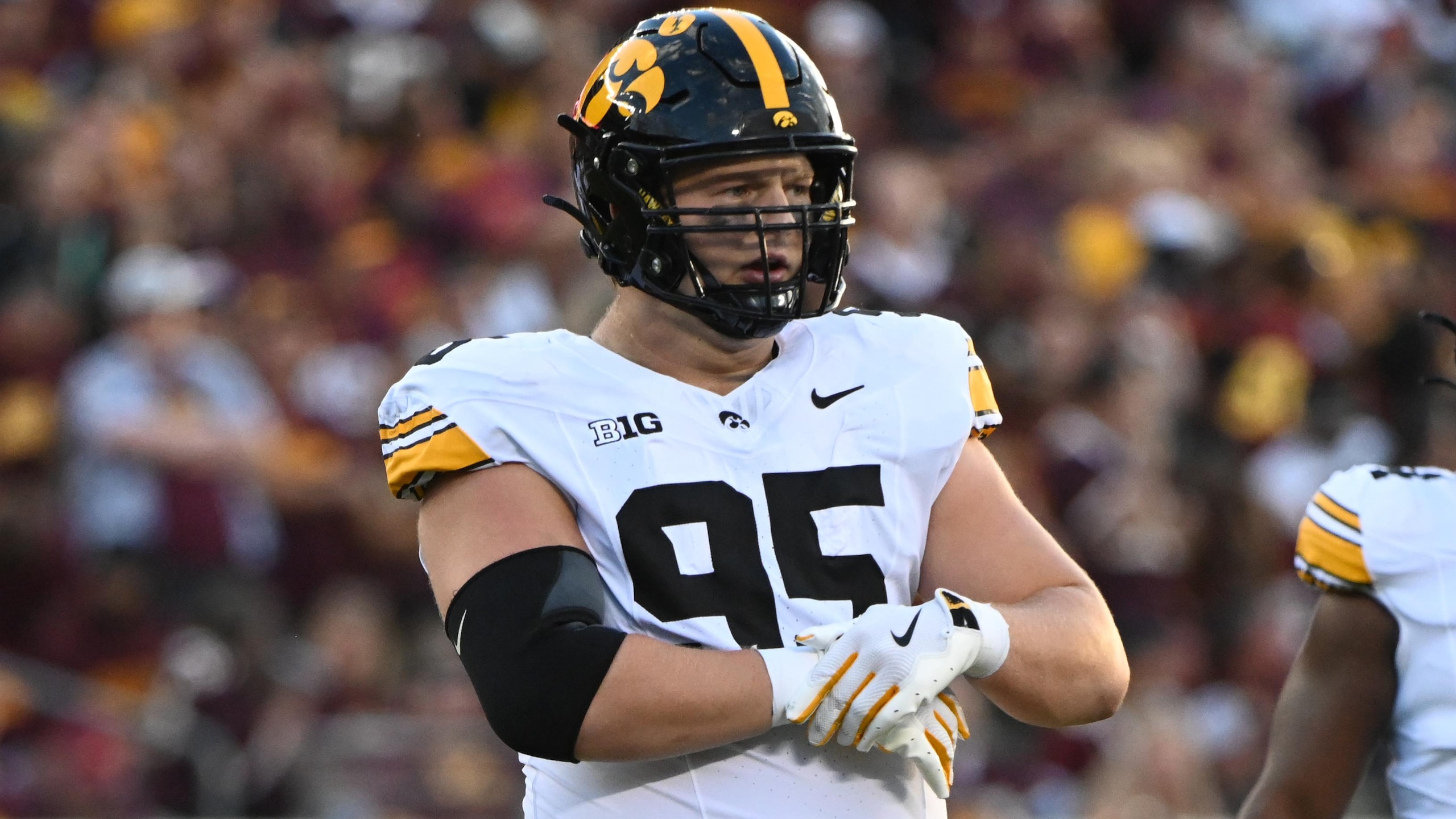 COLLEGE FOOTBALL: SEP 21 Iowa at Minnesota COLLEGE FOOTBALL: SEP 21 Iowa at Minnesota