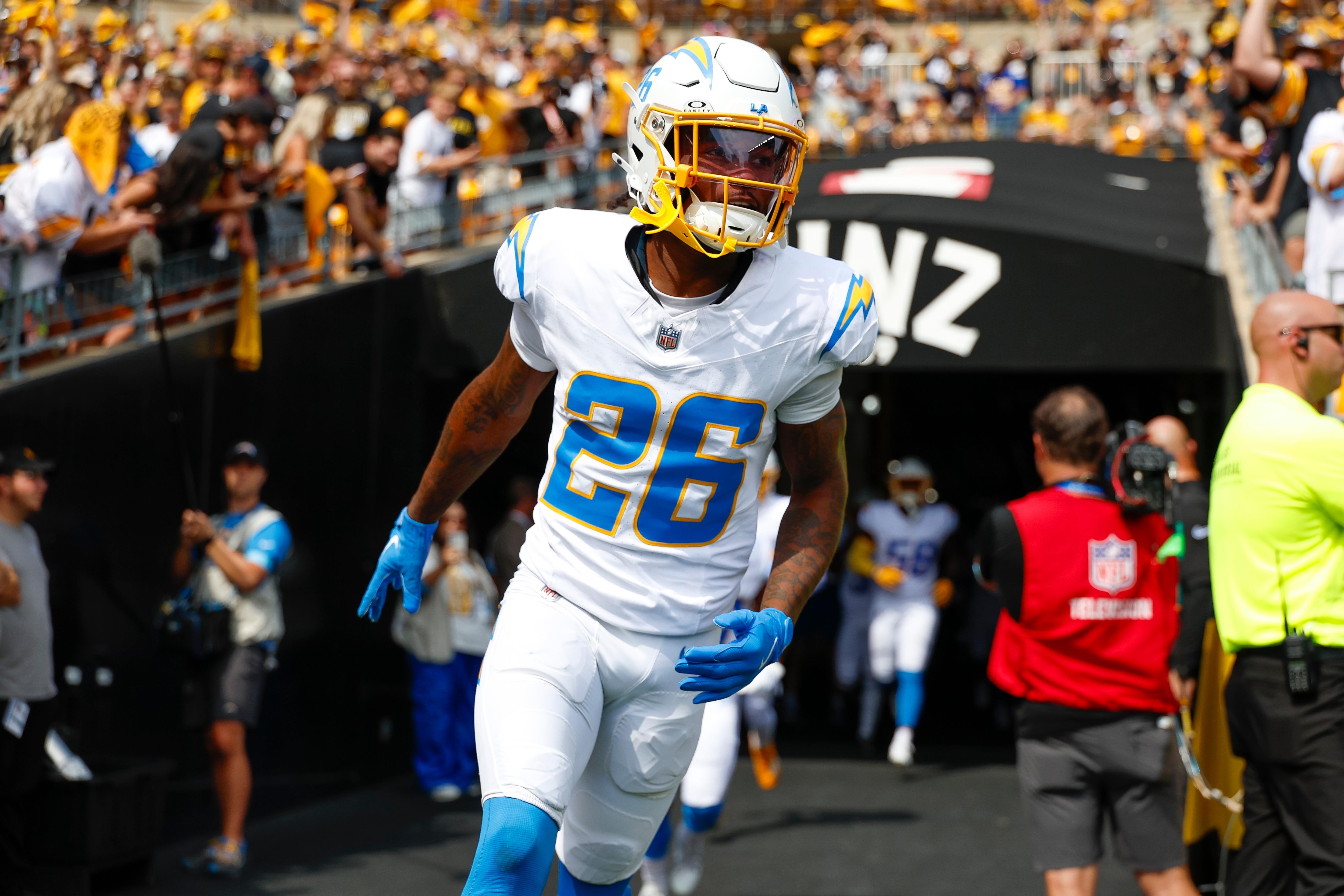 Los Angeles Chargers v Pittsburgh Steelers