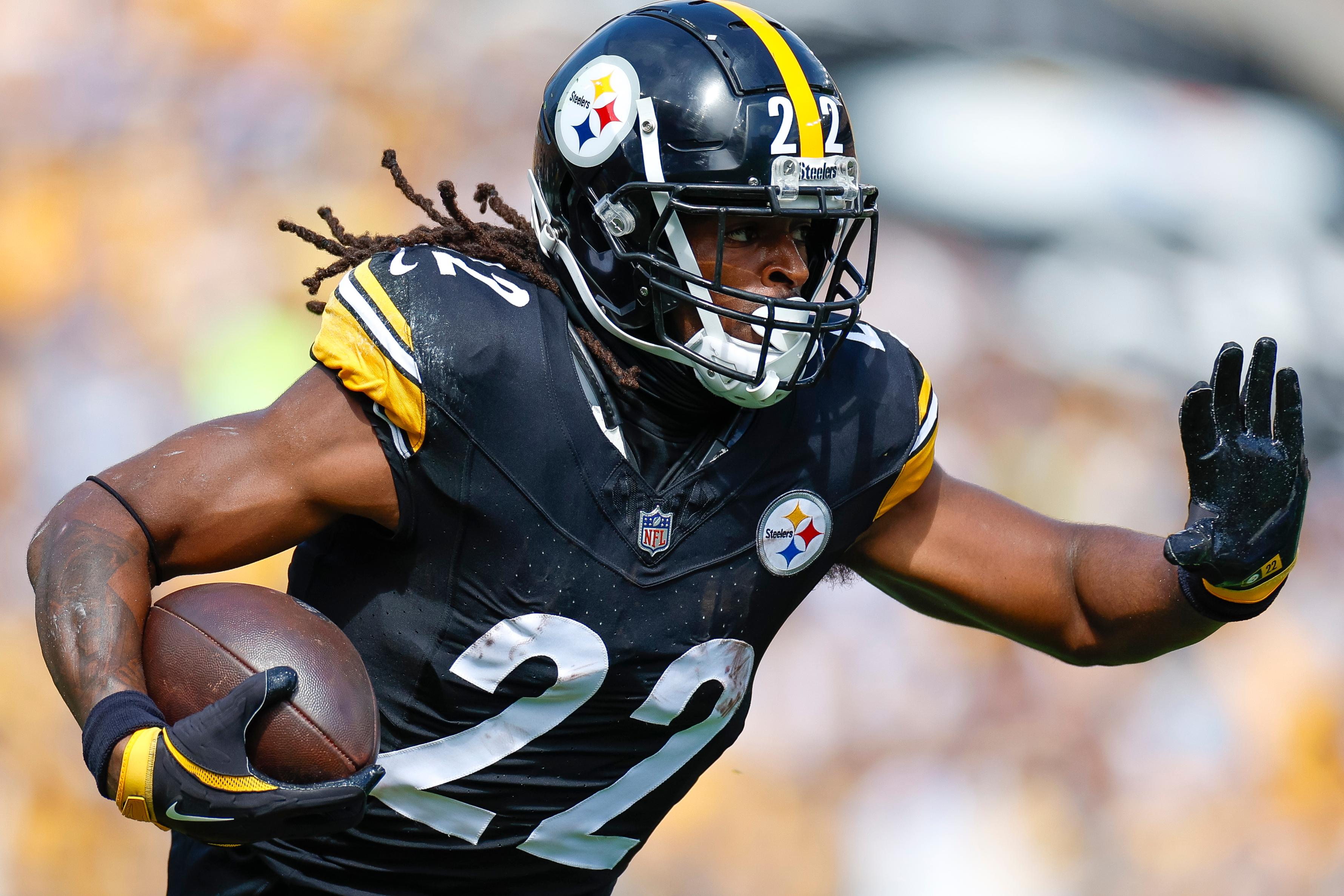 Los Angeles Chargers v Pittsburgh Steelers