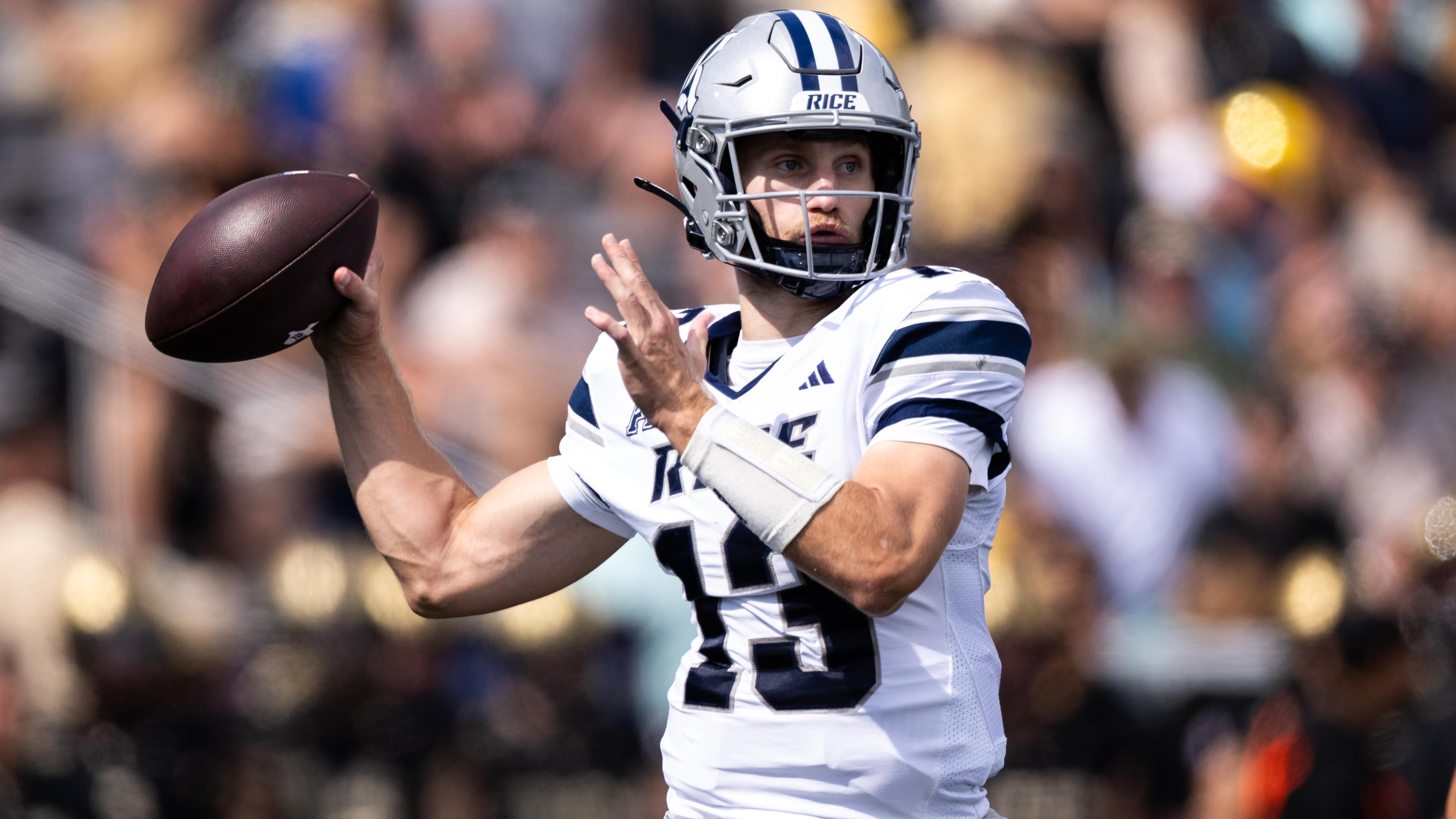 E.J. Warner, Hall of Famer Kurt Warner’s Son, Reportedly Named Fresno State’s QB1