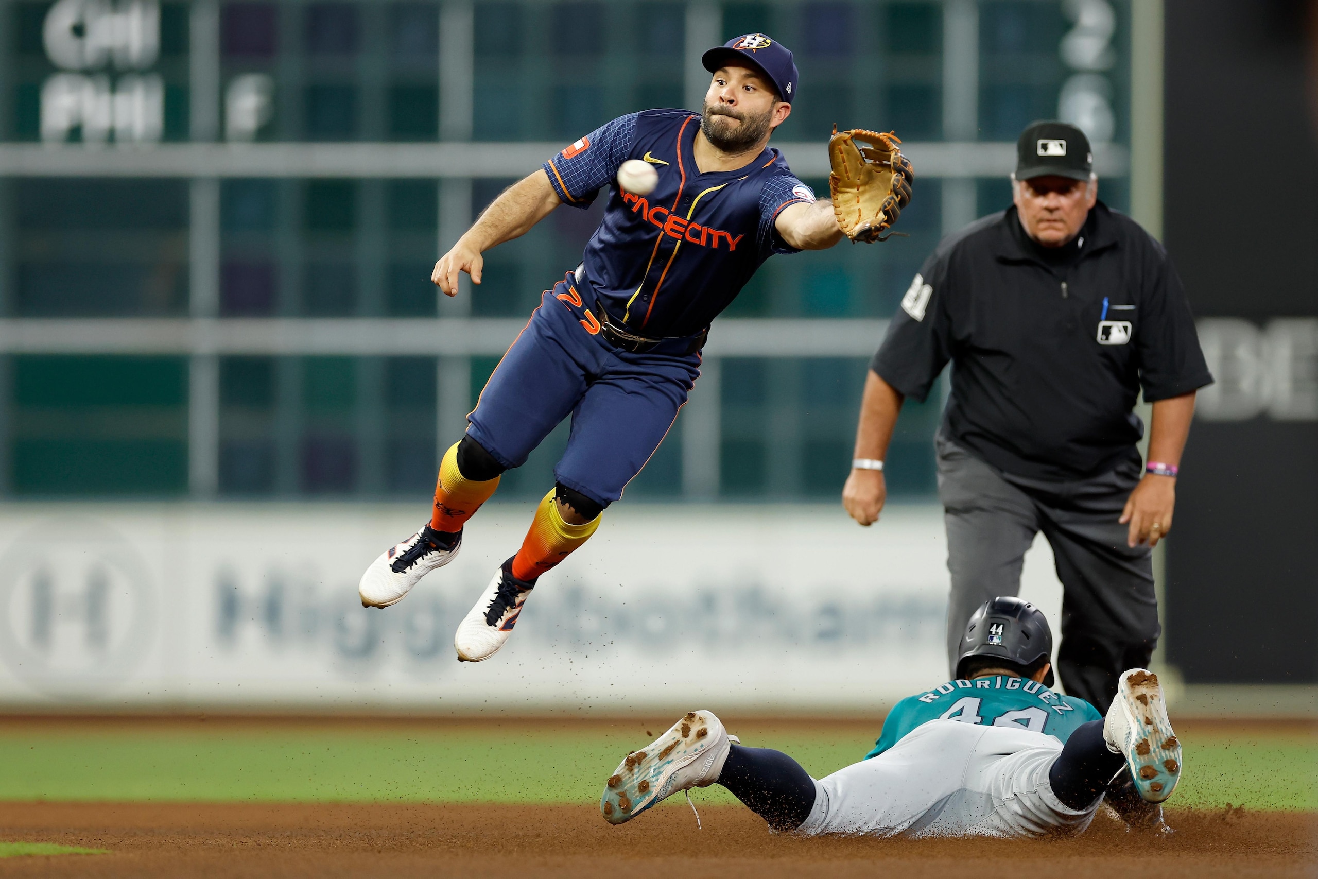 Seattle Mariners v Houston Astros Seattle Mariners v Houston Astros