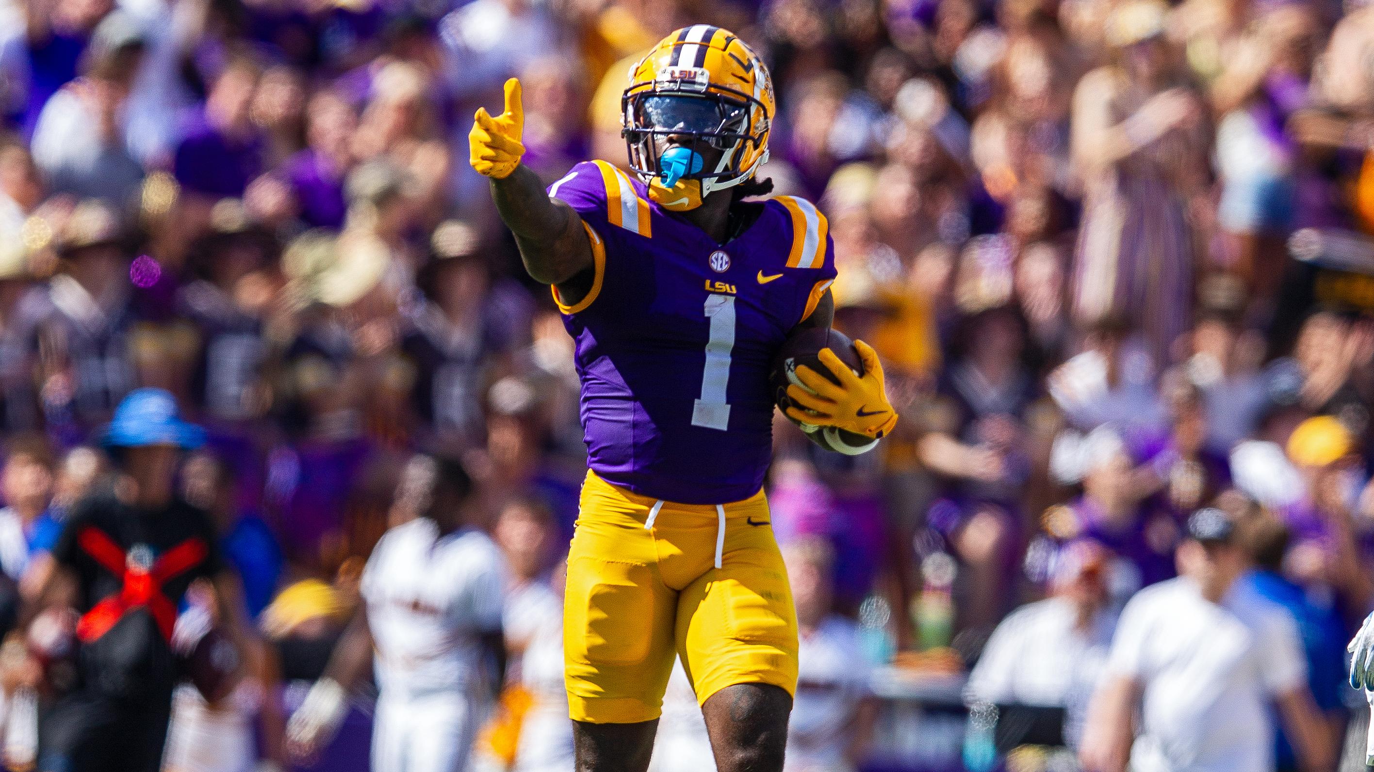 COLLEGE FOOTBALL: SEP 21 UCLA at LSU