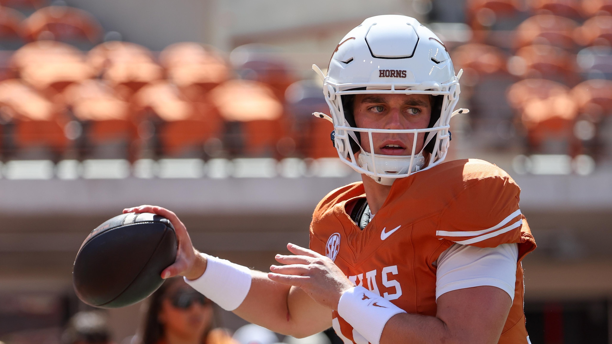 COLLEGE FOOTBALL: SEP 28 Mississippi State at Texas COLLEGE FOOTBALL: SEP 28 Mississippi State at Texas