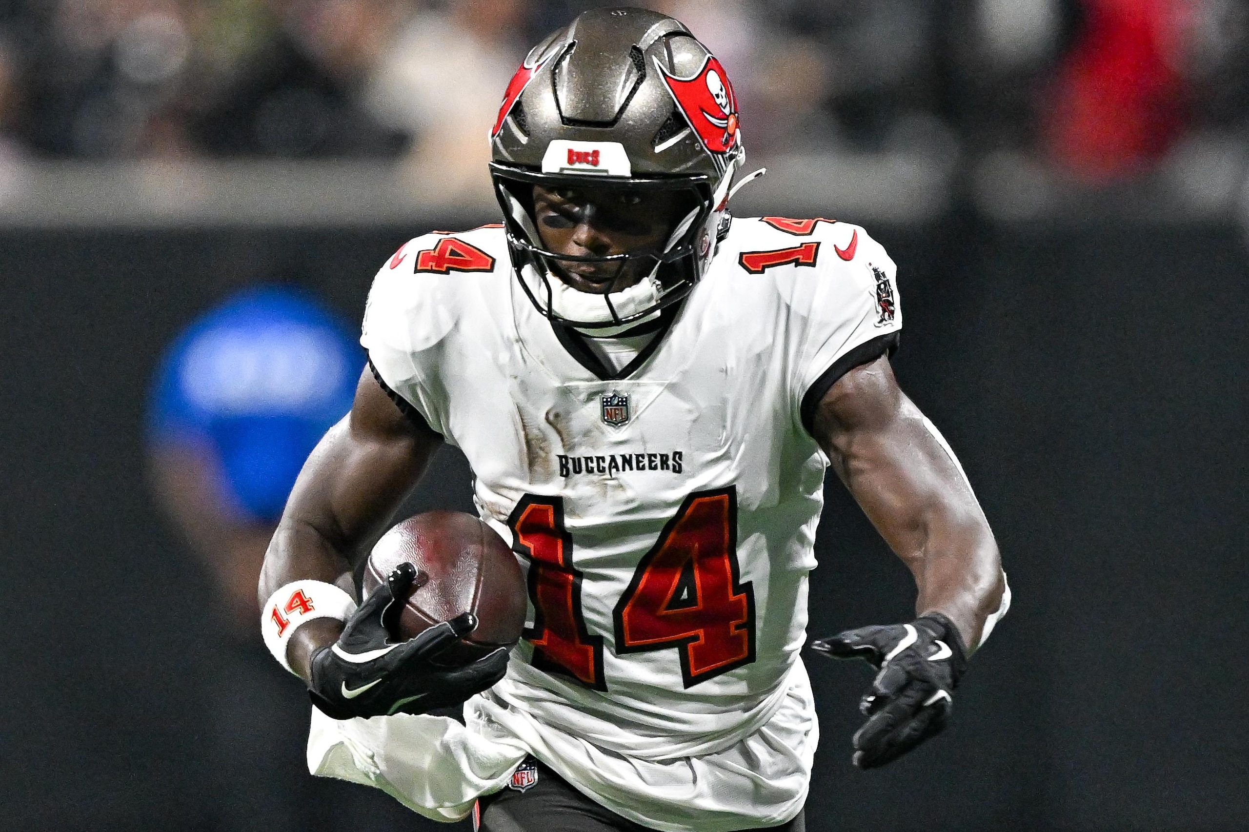 NFL: OCT 03 Buccaneers at Falcons