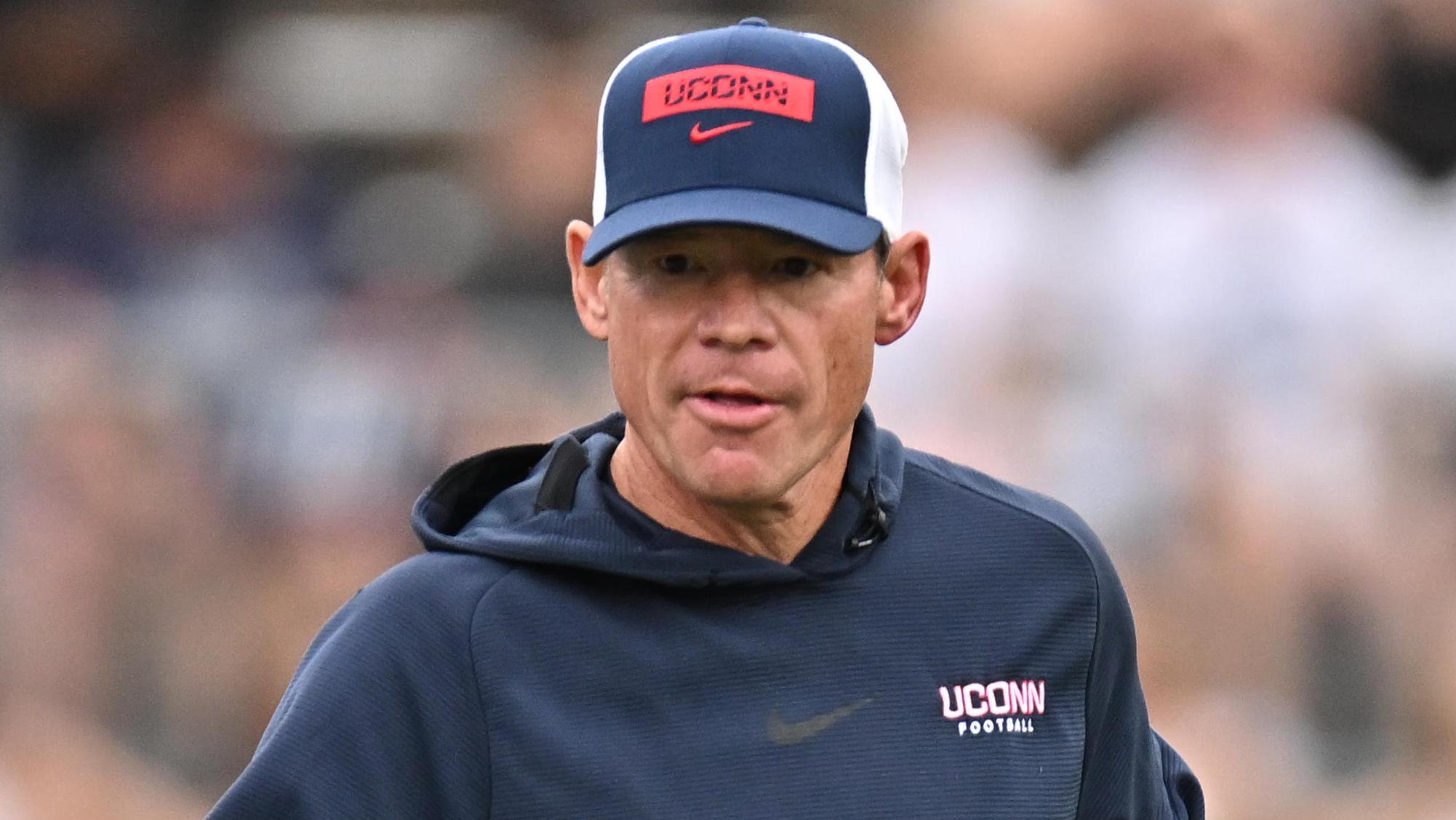 COLLEGE FOOTBALL: SEP 28 Buffalo at UConn