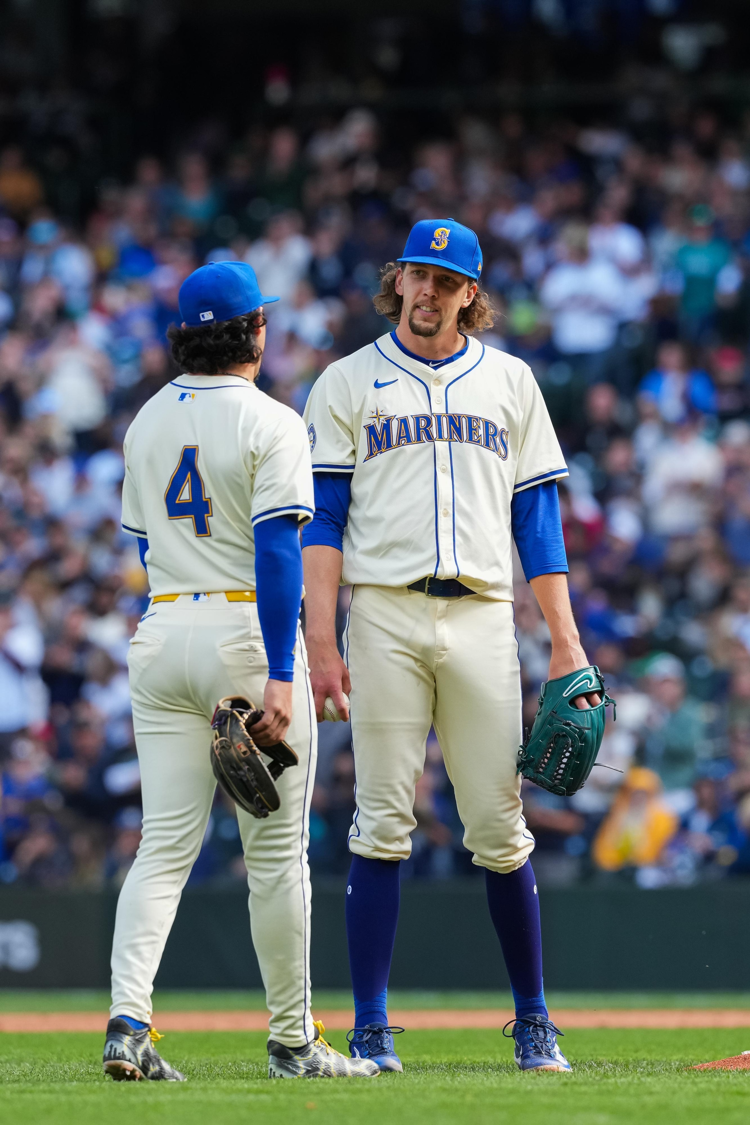 Oakland Athletics v Seattle Mariners