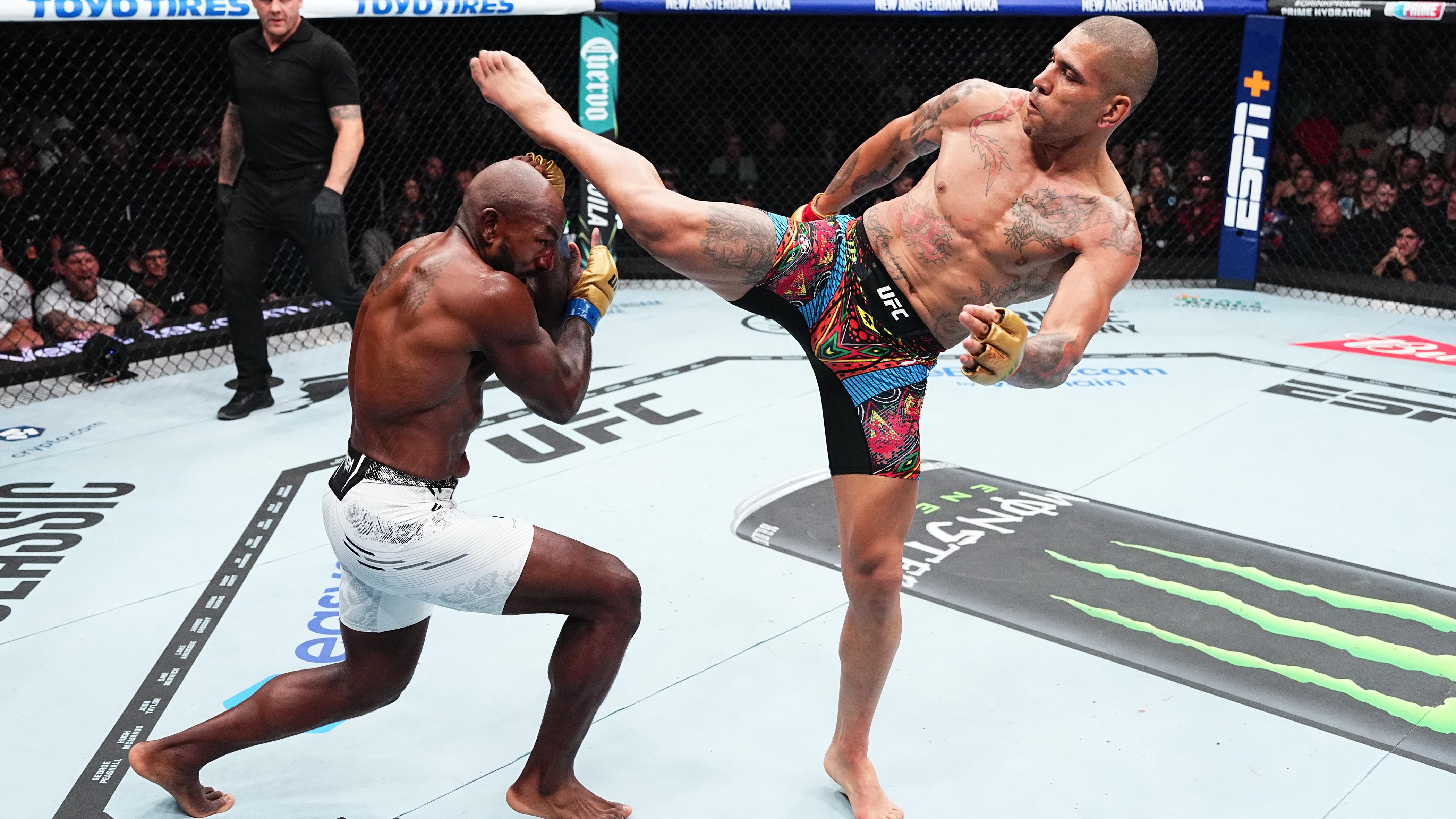 UFC 307: Pereira v Rountree Jr.