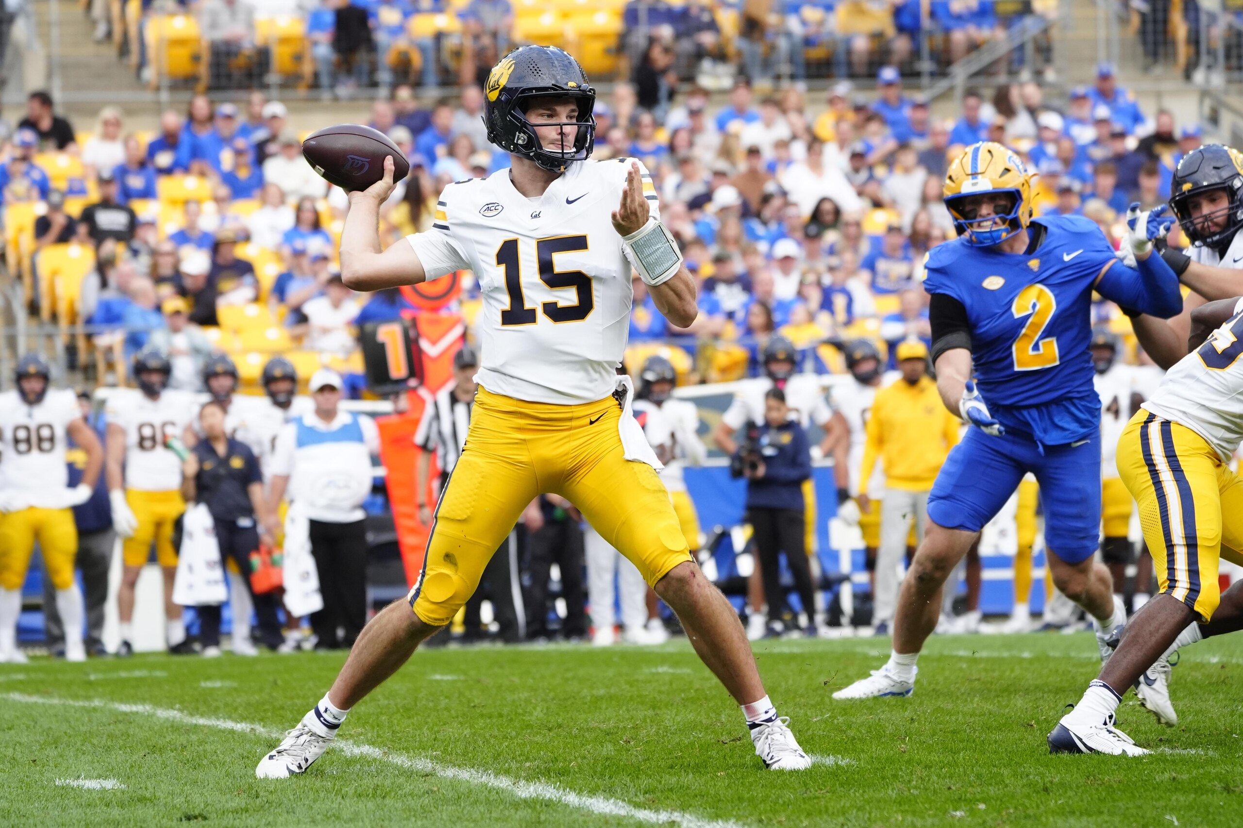 COLLEGE FOOTBALL: OCT 12 Cal at Pitt