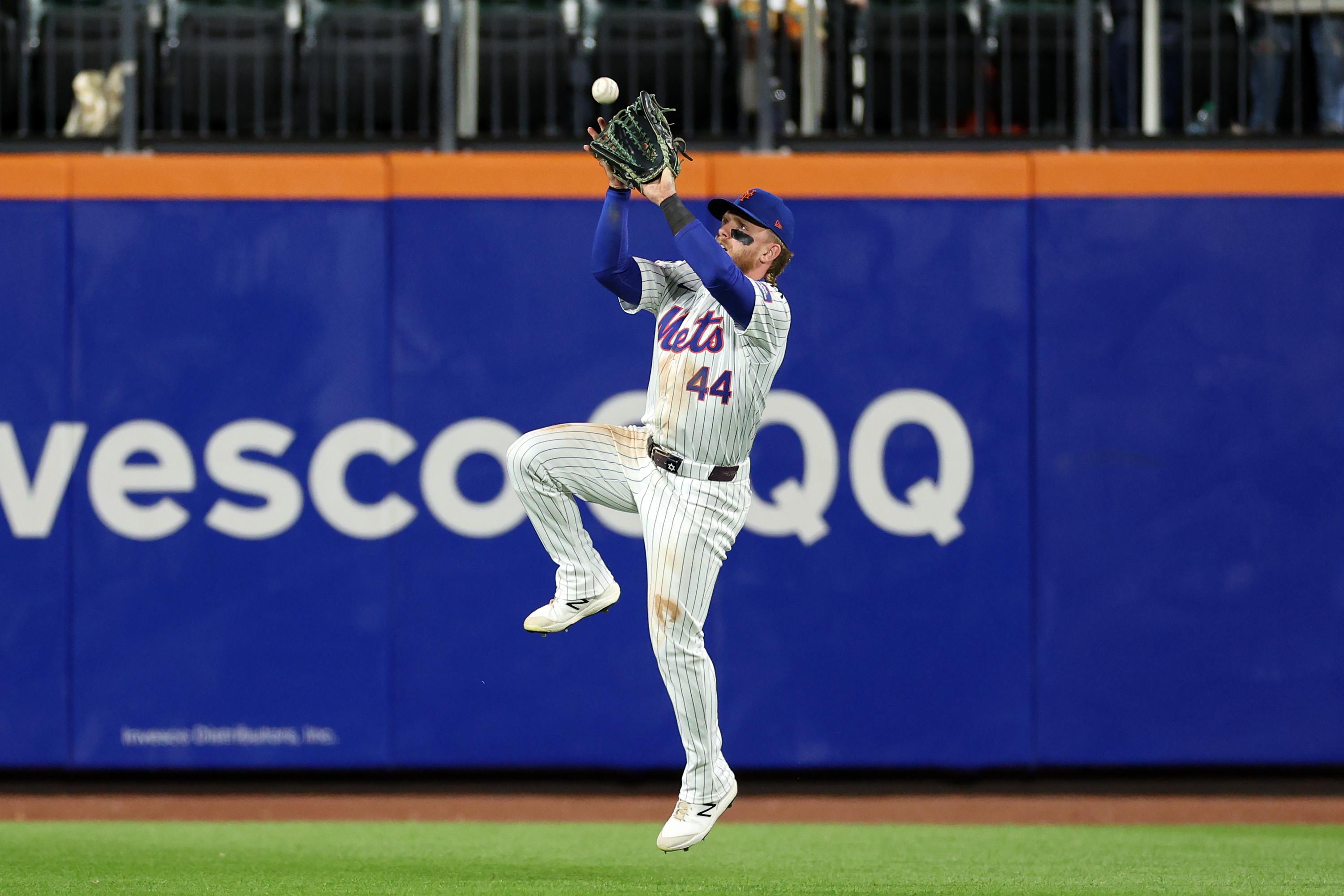 Division Series - Philadelphia Phillies v New York Mets - Game 3