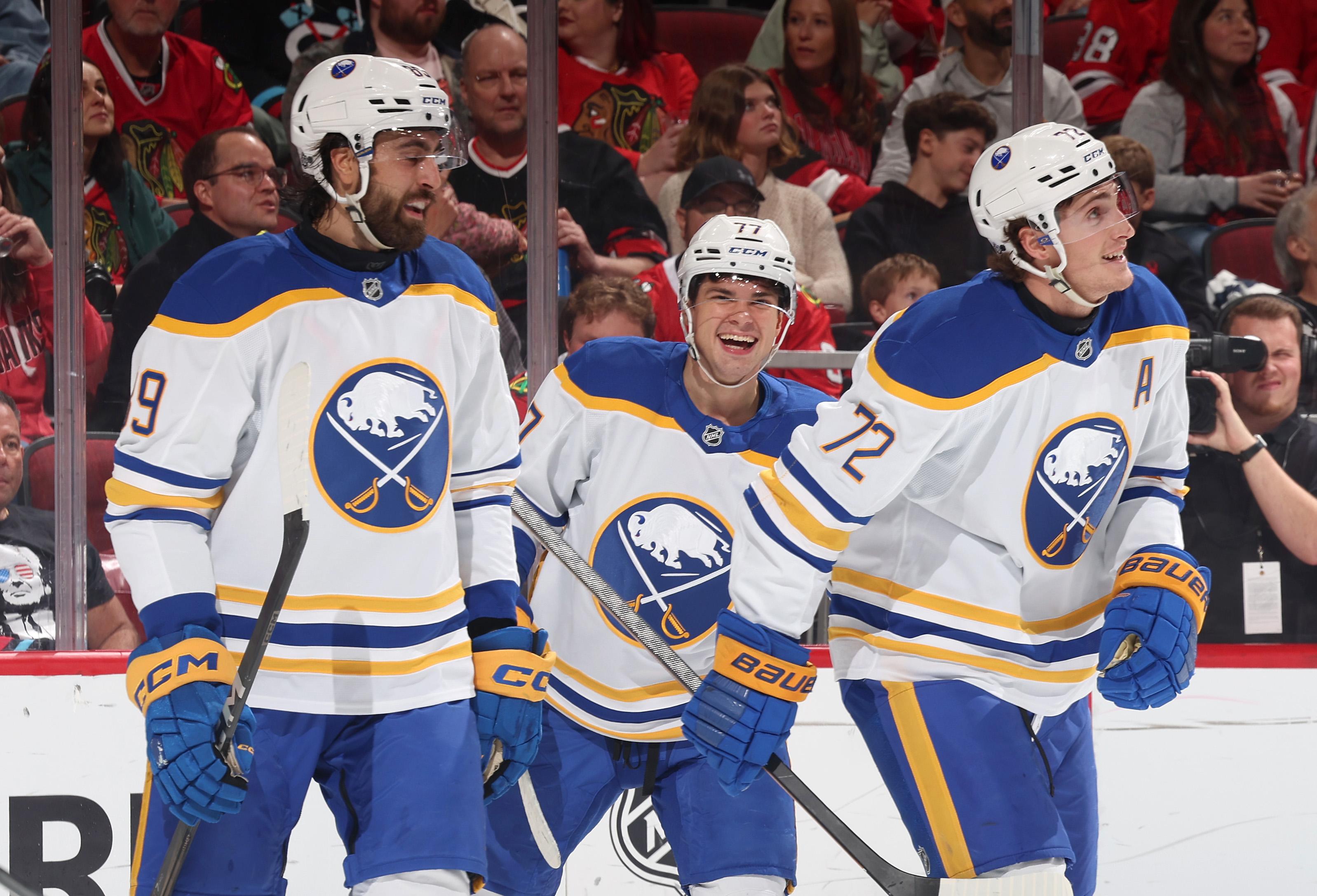 Buffalo Sabres v Chicago Blackhawks