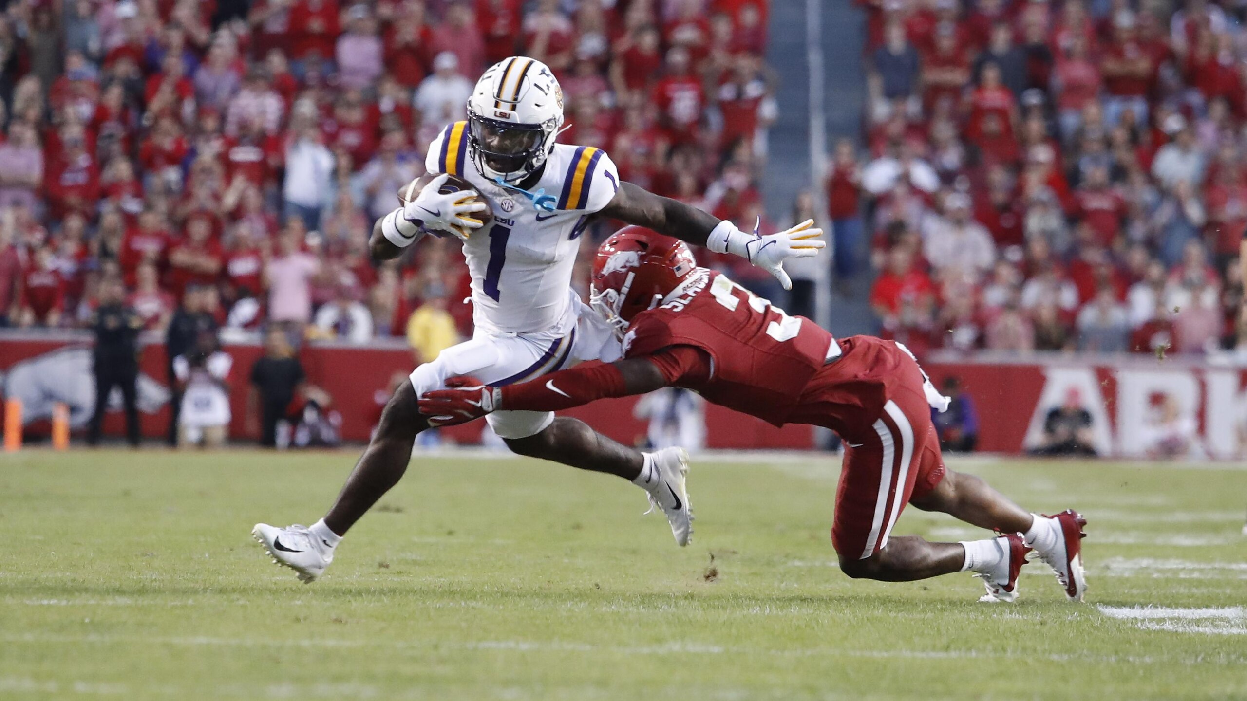 COLLEGE FOOTBALL: OCT 19 LSU at Arkansas