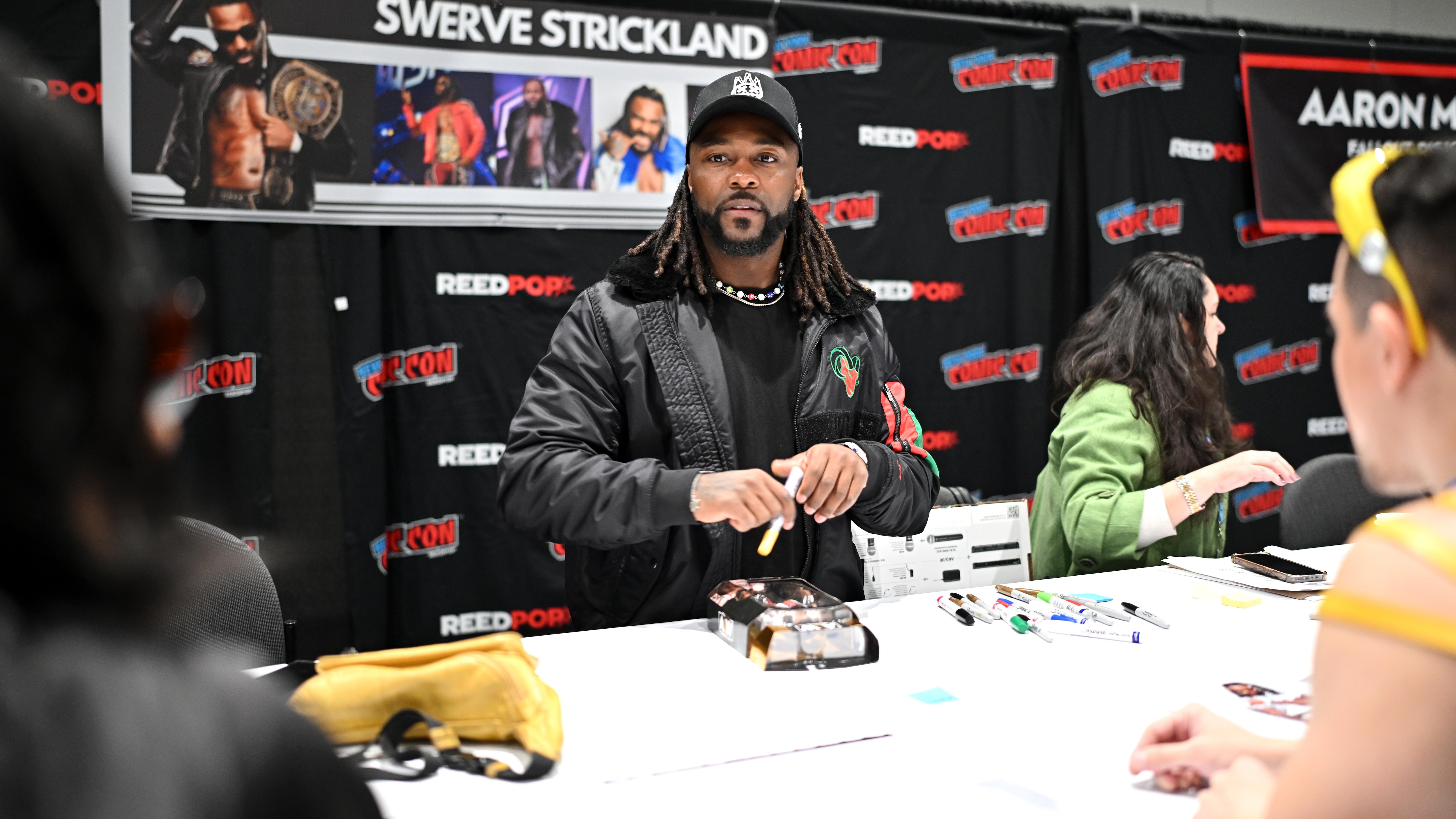 AEW’s Swerve Strickland Posts Photo After Undergoing Surgery for Knee Injury