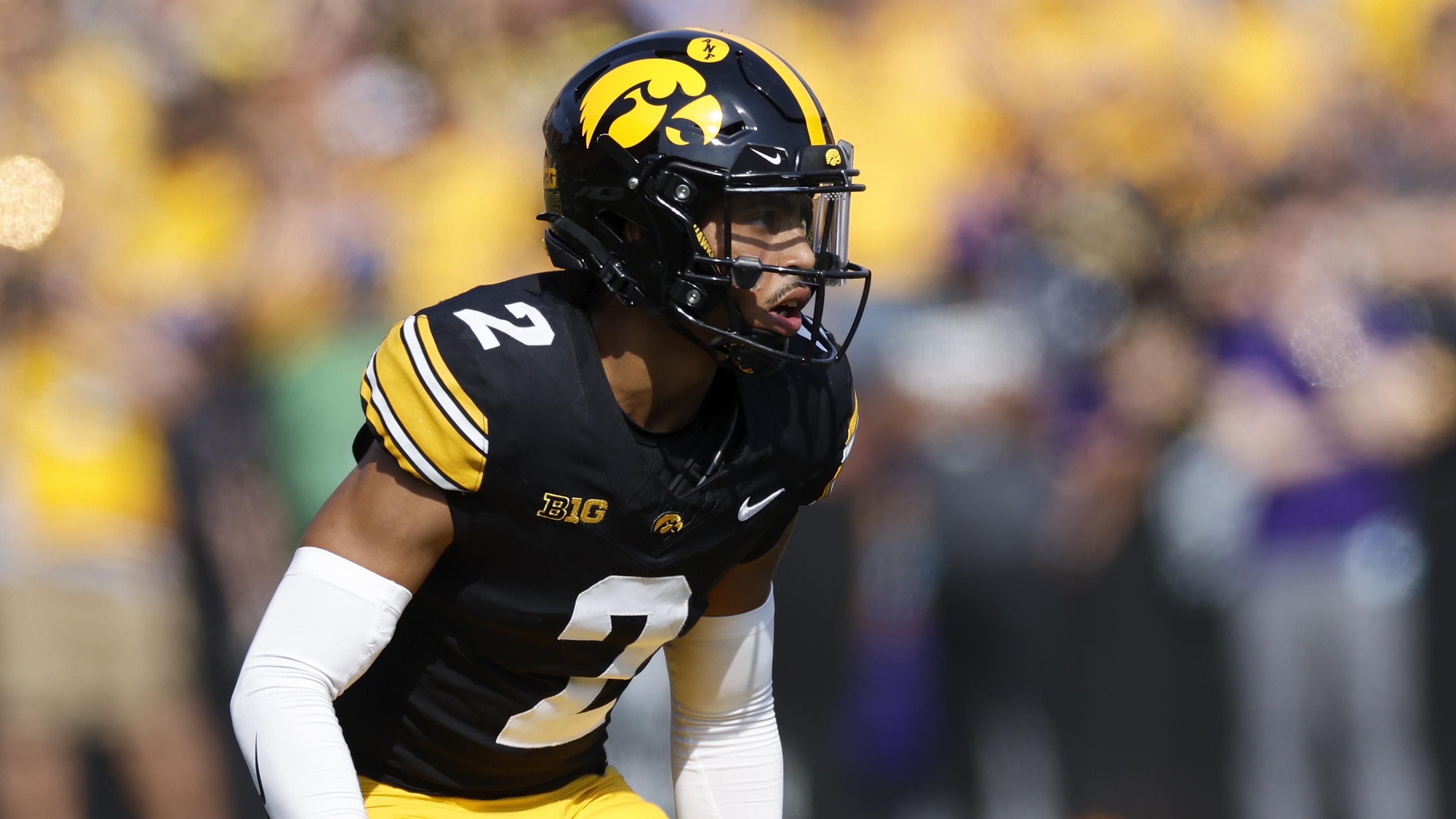 COLLEGE FOOTBALL: OCT 12 Washington at Iowa