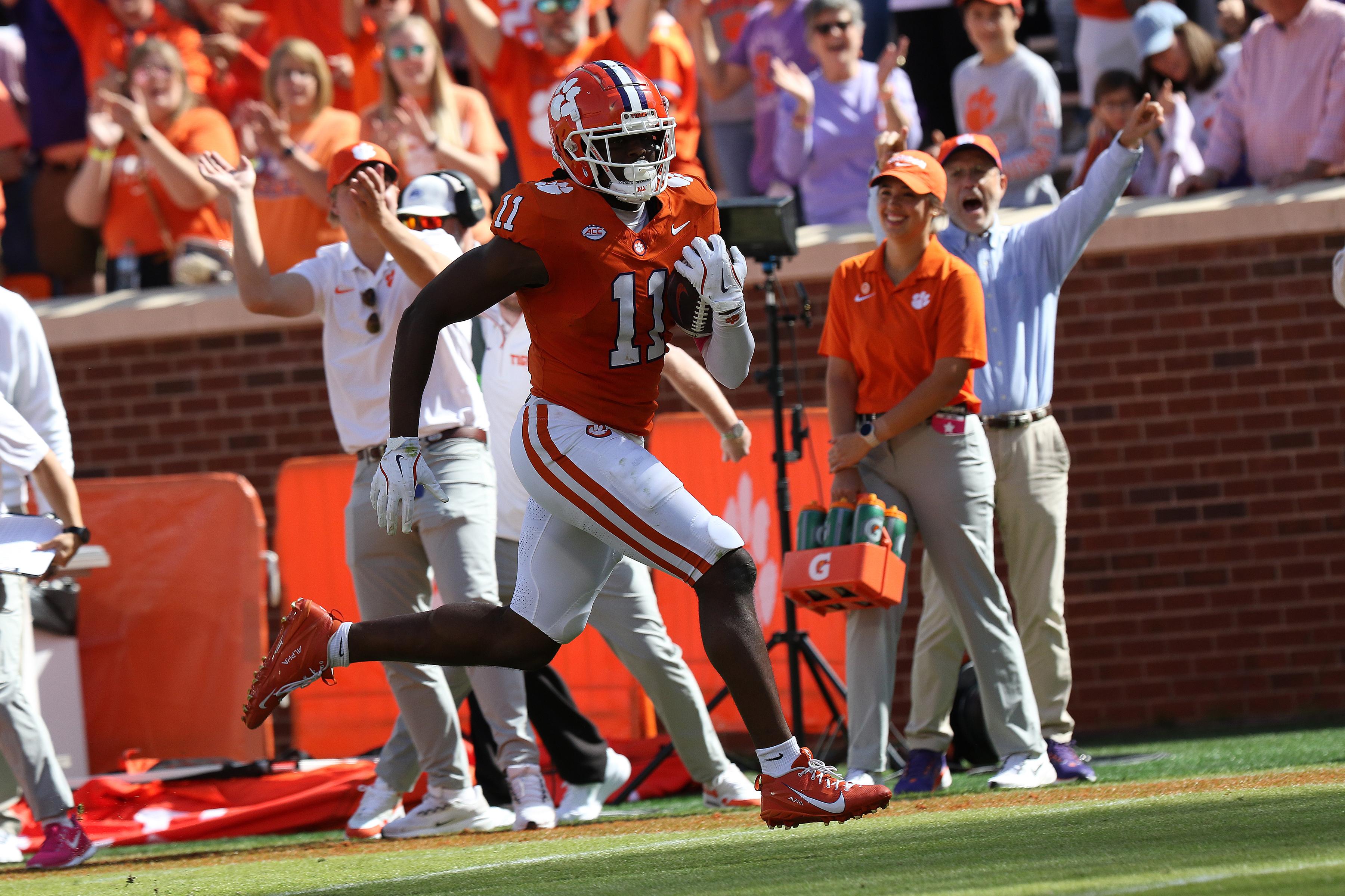 COLLEGE FOOTBALL: OCT 19 Virginia at Clemson