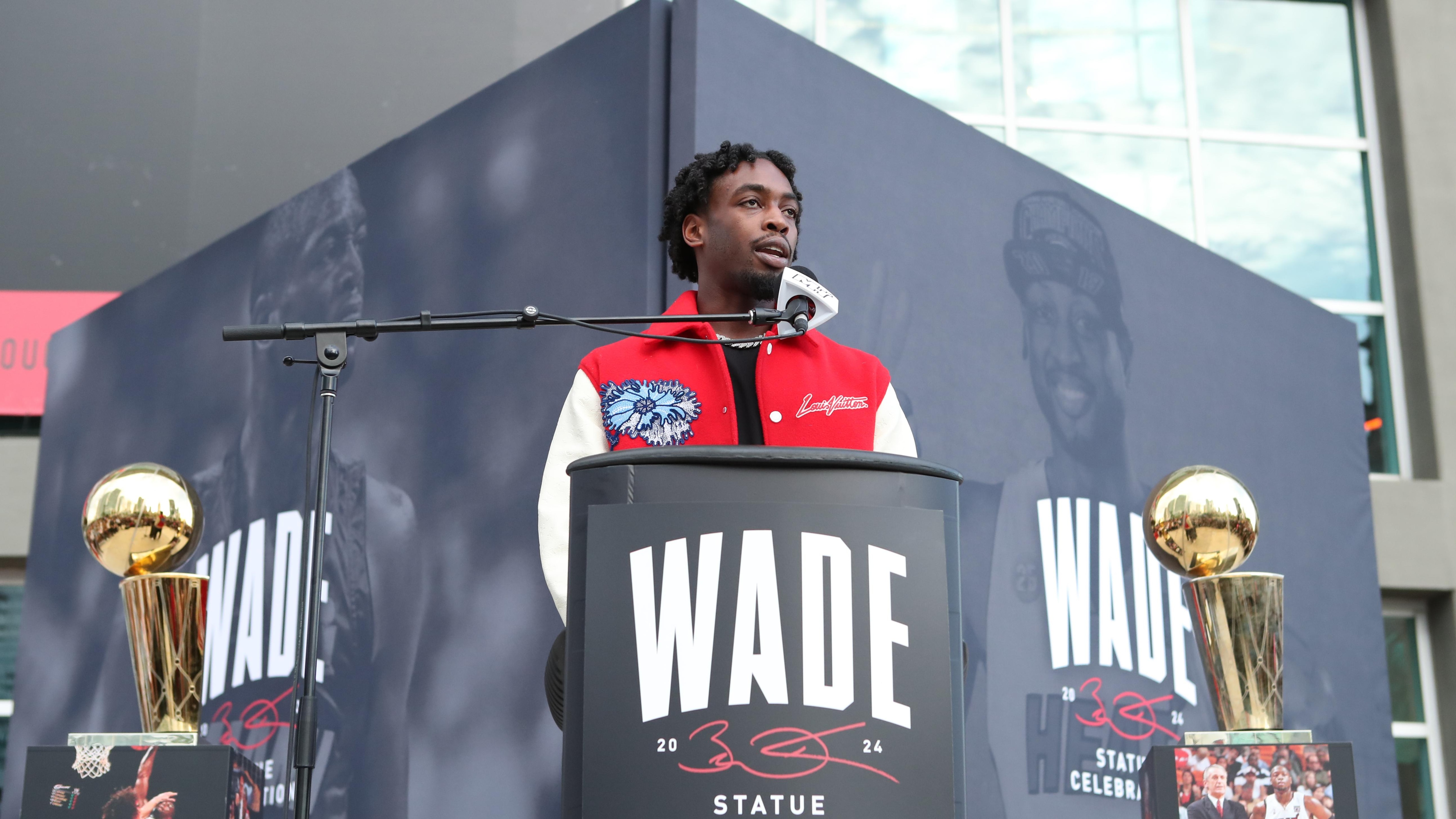 Dwyane Wade Statue Unveiling