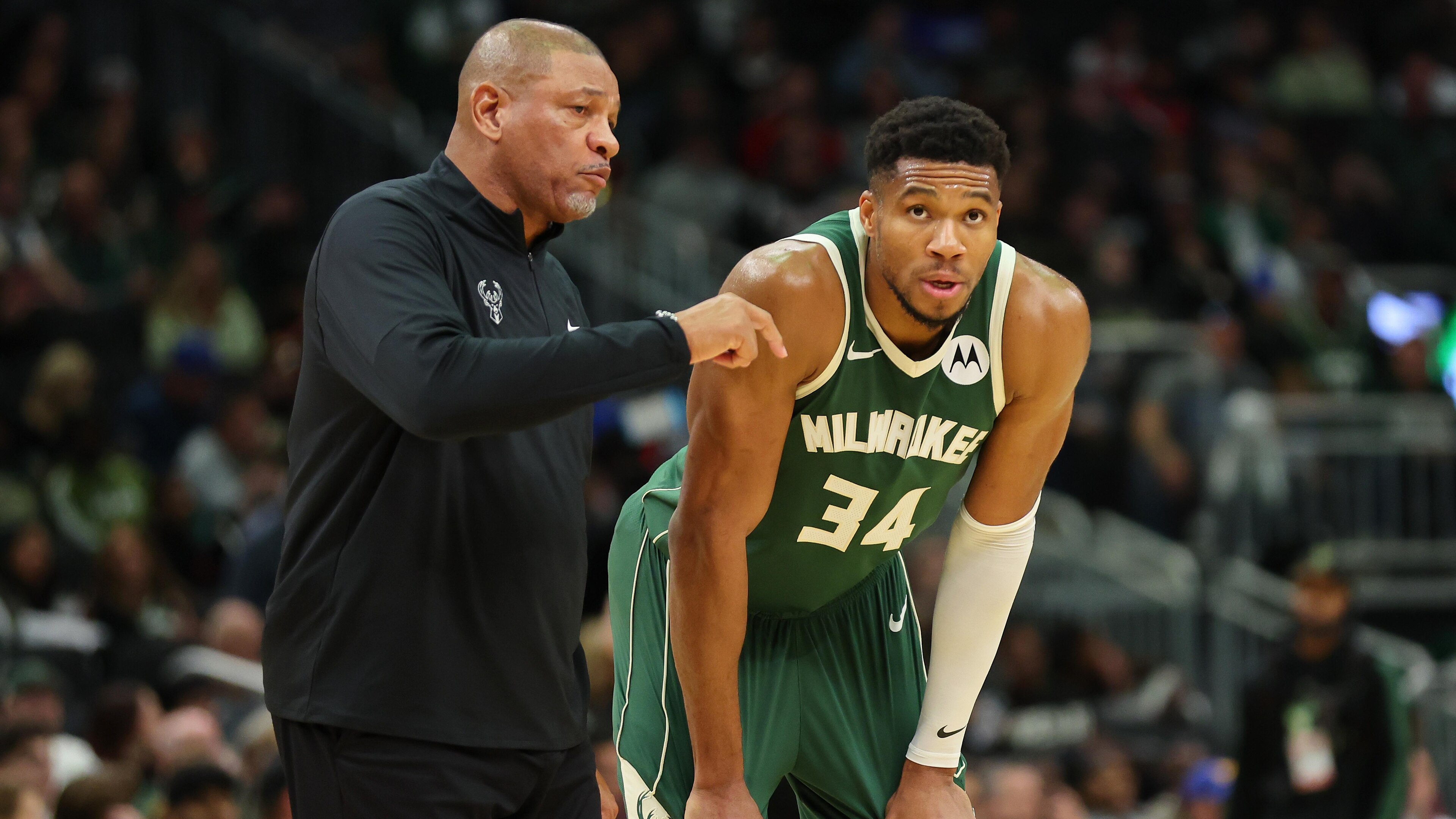 Chicago Bulls v Milwaukee Bucks