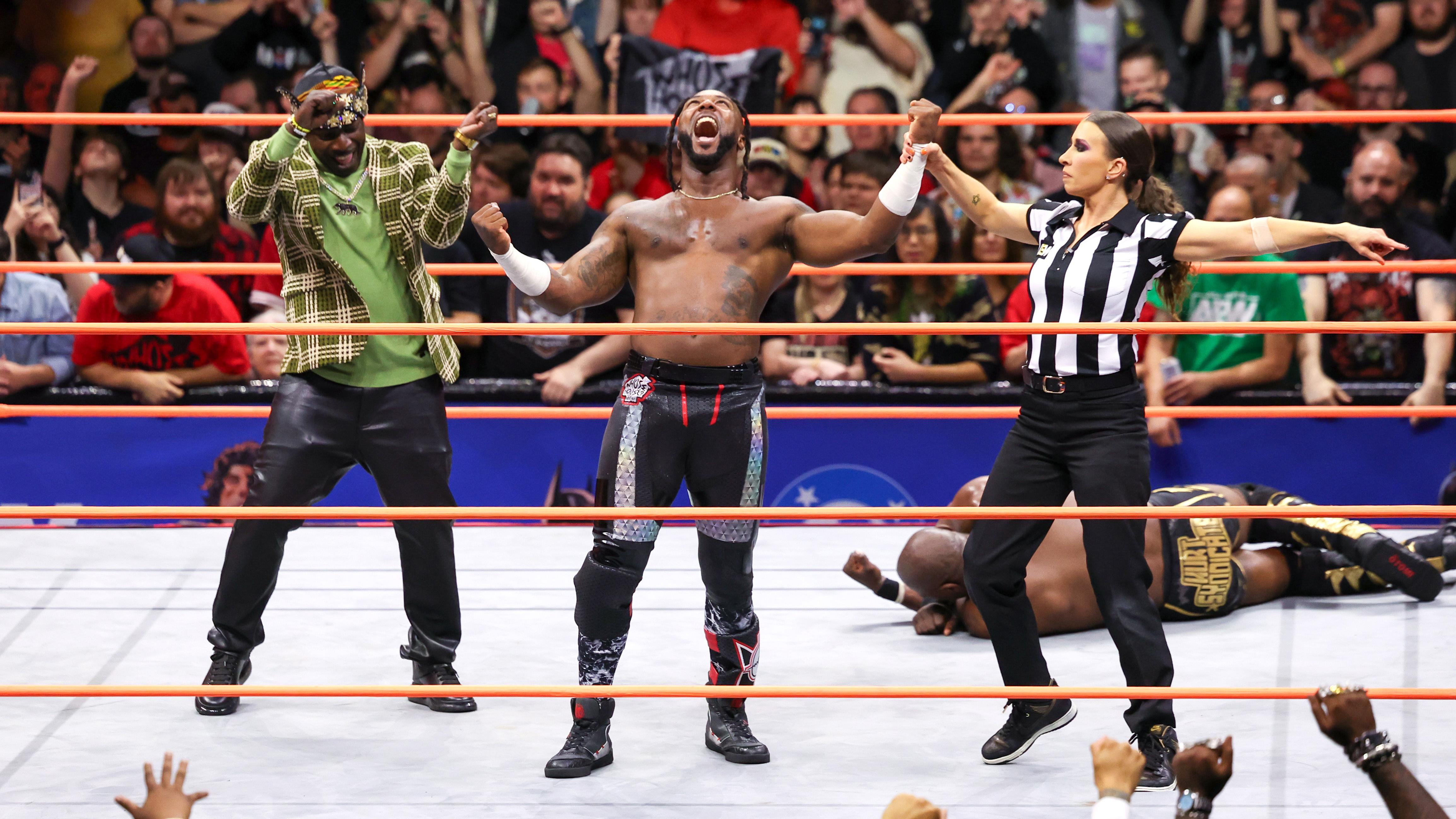 WRESTLING: OCT 30 AEW Dynamite/Rampage