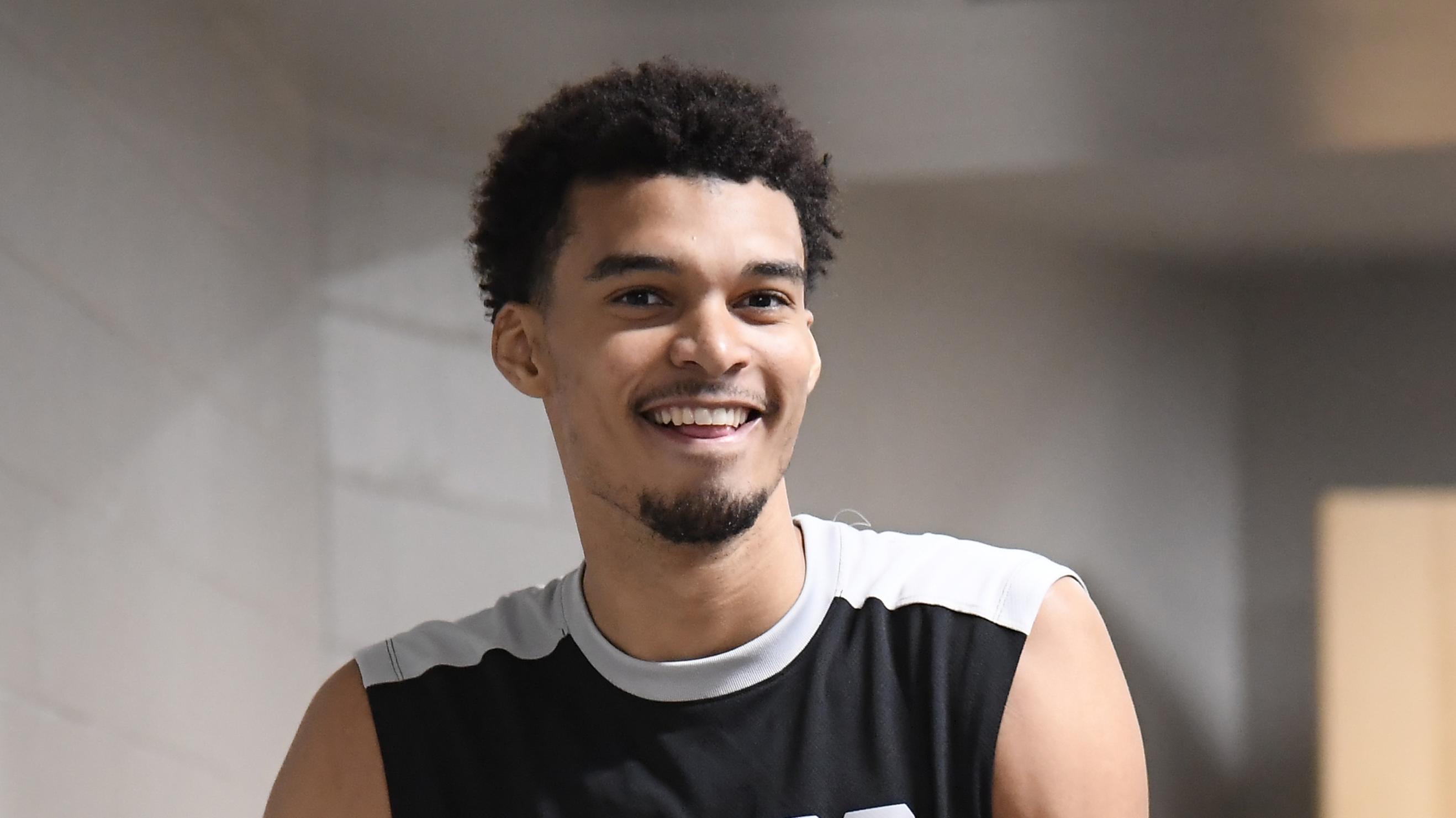 San Antonio Spurs v Oklahoma City Thunder