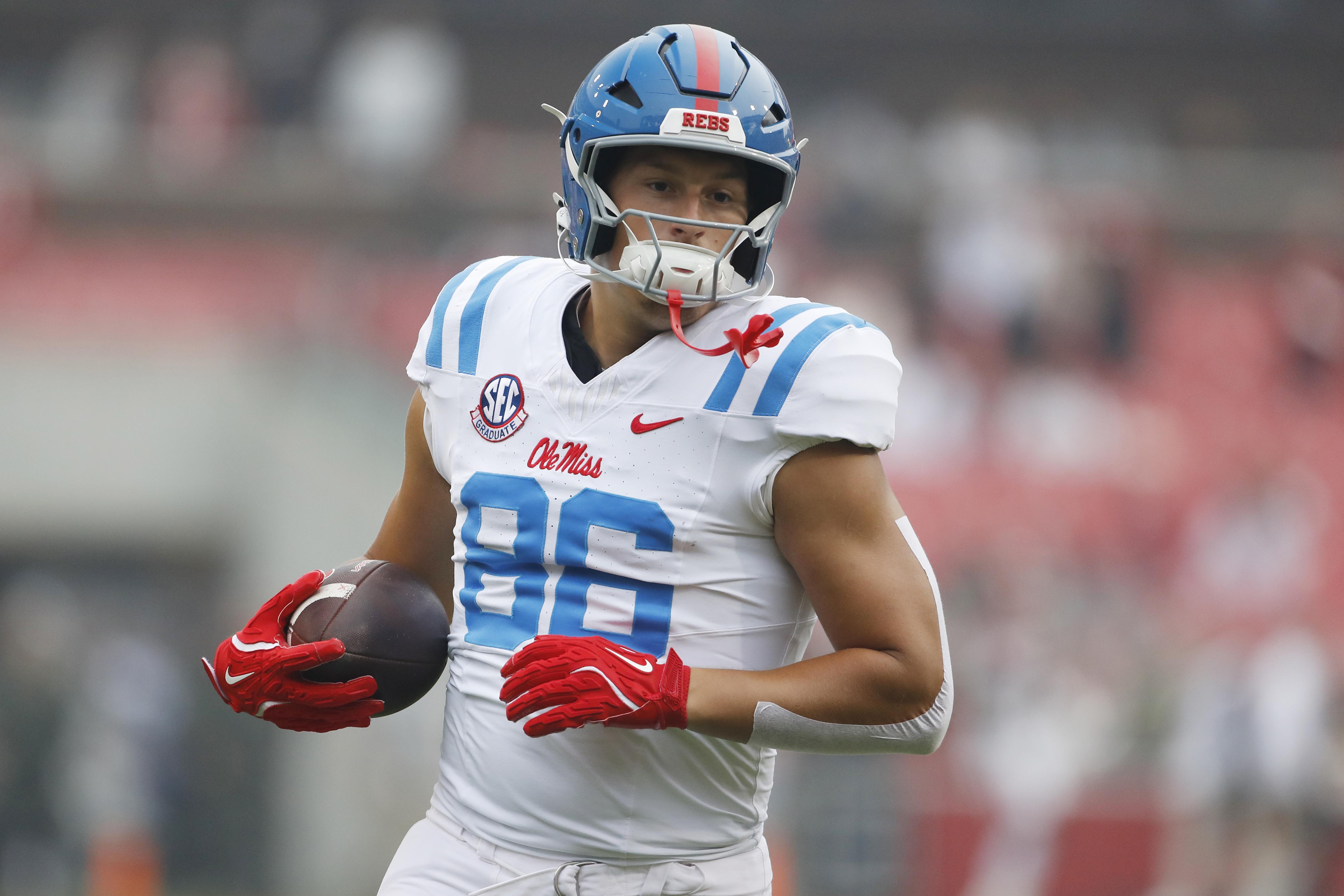 COLLEGE FOOTBALL: NOV 02 Ole Miss at Arkansas