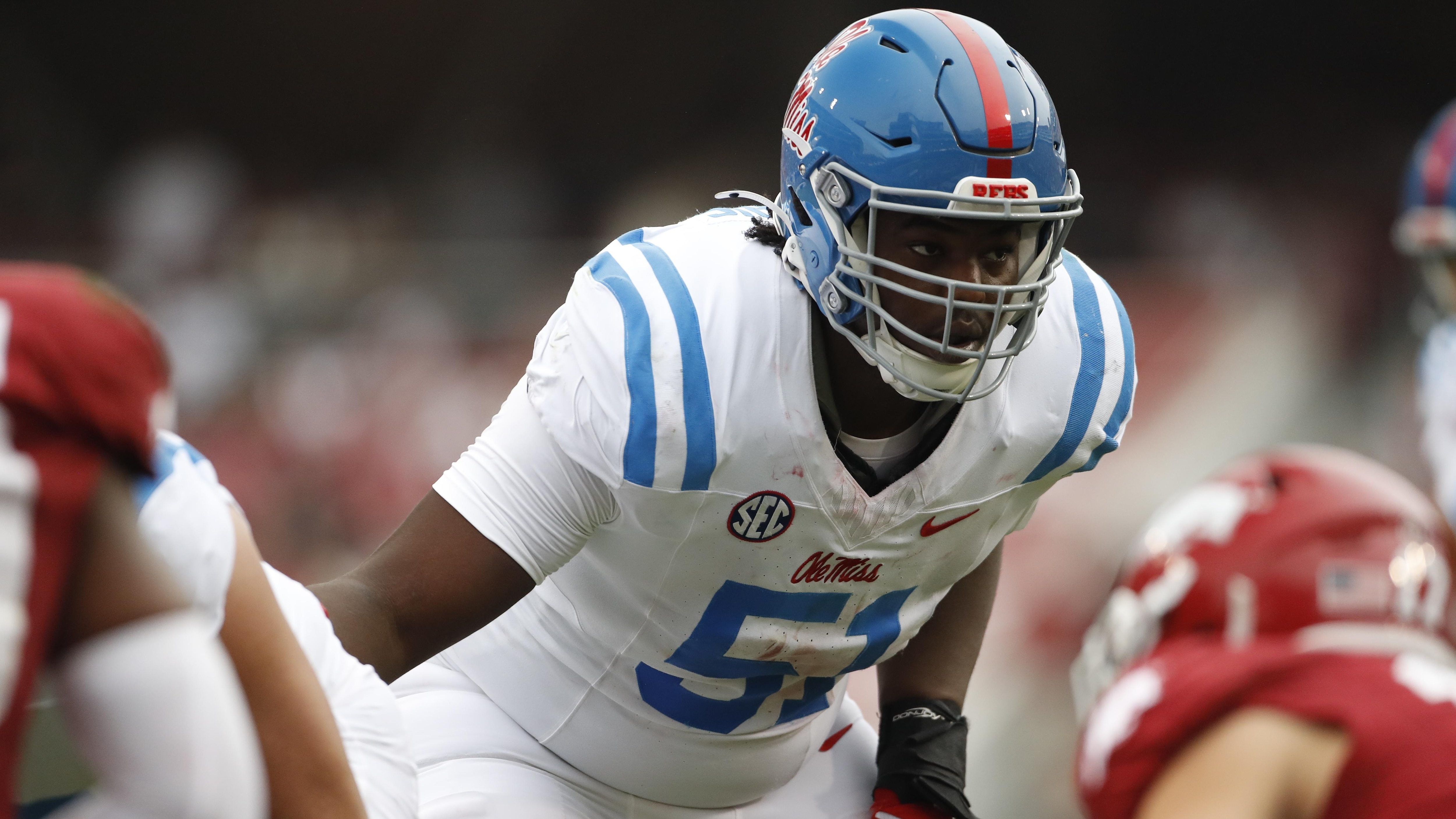COLLEGE FOOTBALL: NOV 02 Ole Miss at Arkansas
