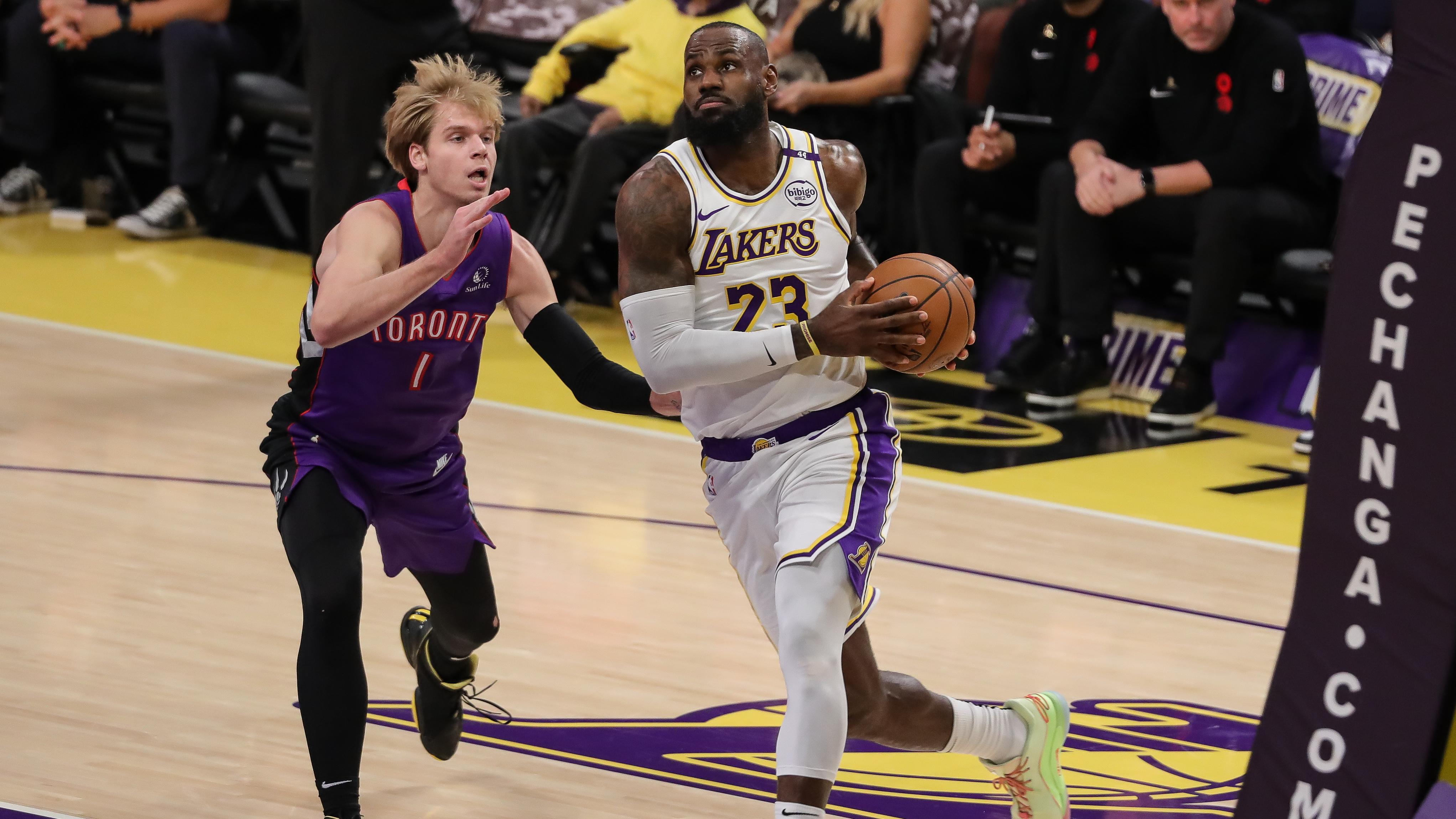 NBA: NOV 10 Raptors at Lakers